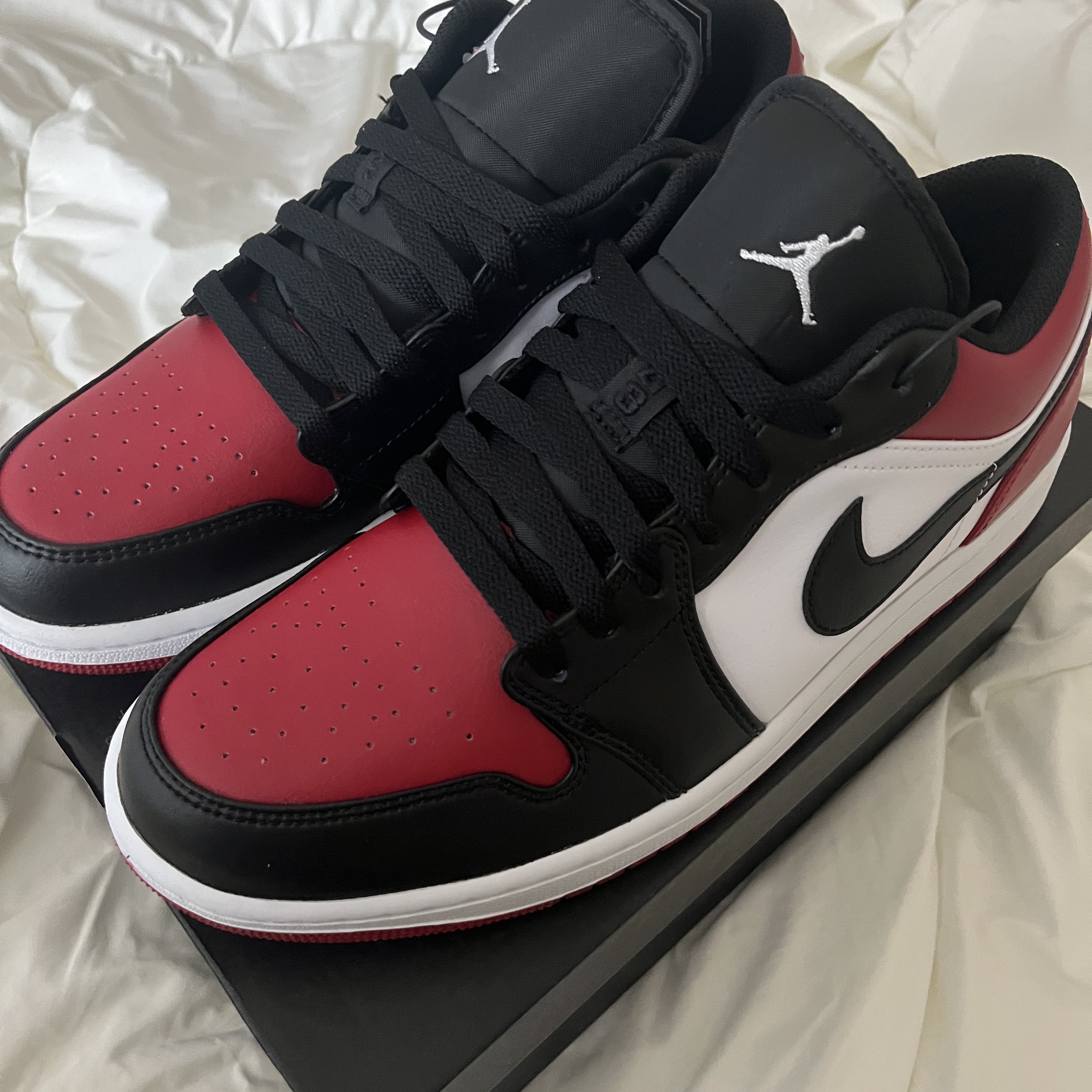 Jordan 1 Low Bred Toe 착용 스타일