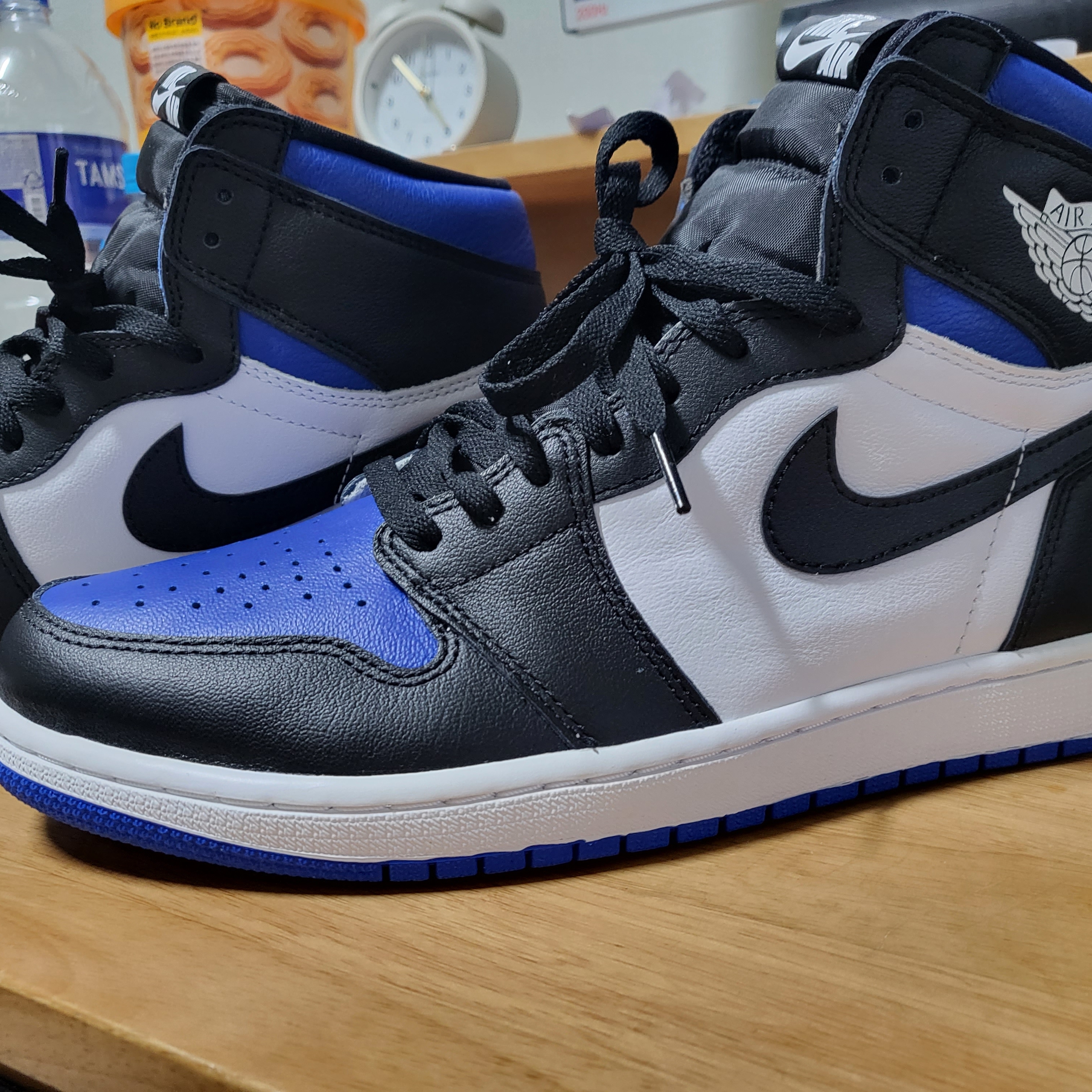 Jordan 1 Retro High OG Royal Toe 착용 스타일 - 1