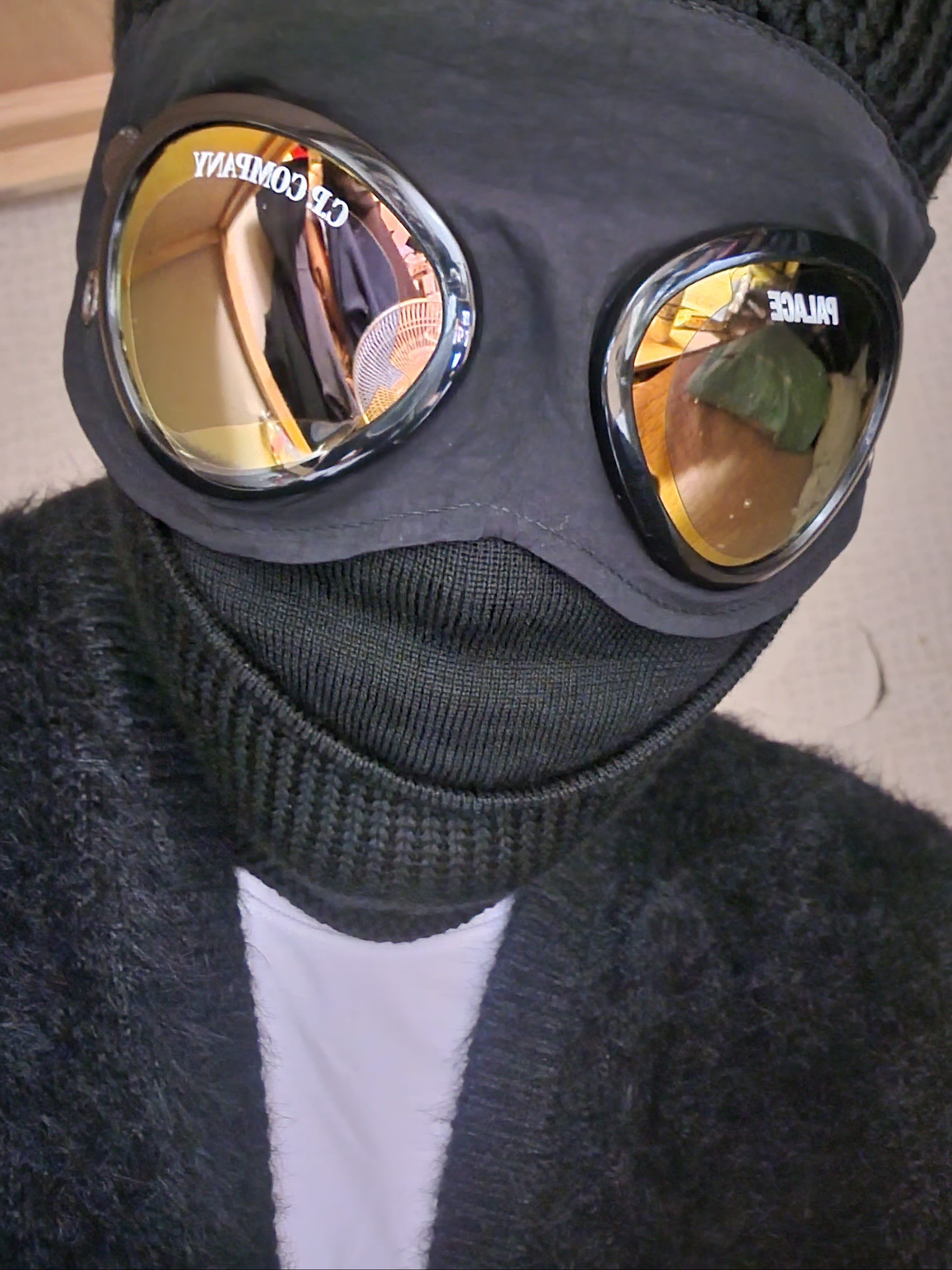 Palace x C.P. Company Goggle Balaclava Black - 22FW 착용 스타일