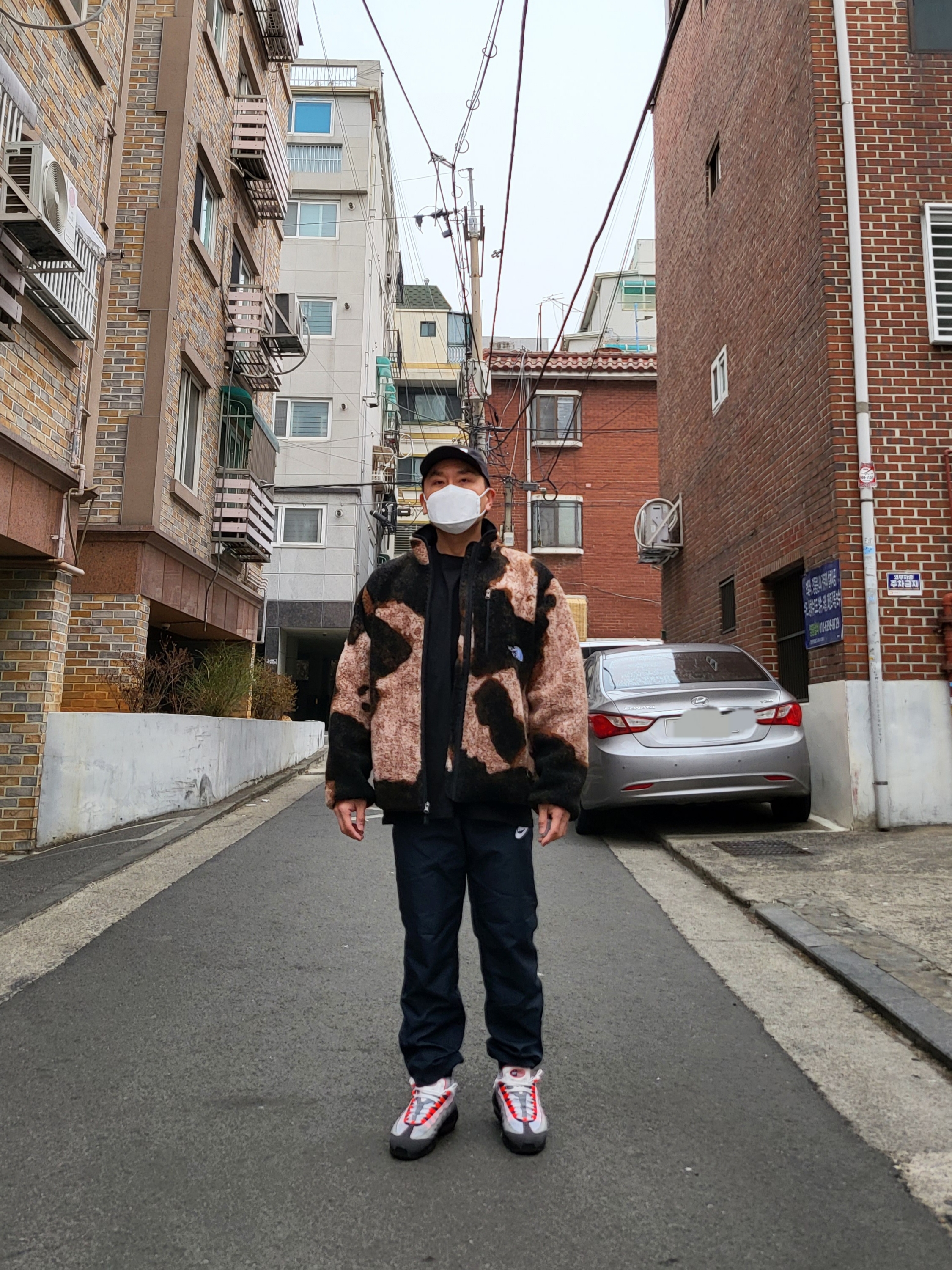 Supreme Mirror Camp Cap Black - 21FW, Supreme x The North Face Bleached Denim Print Fleece Jacket Black - 21FW 착용 스타일