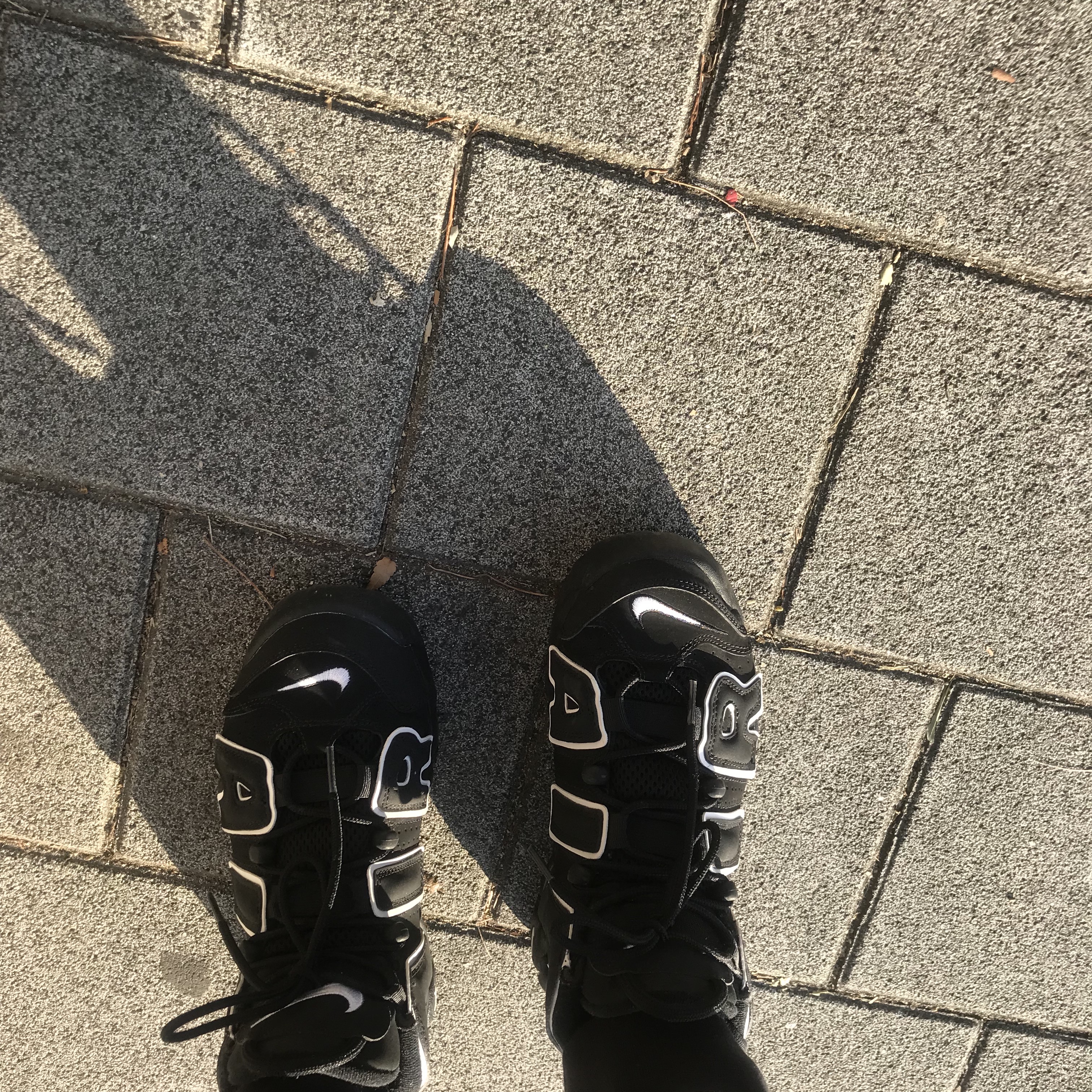 Nike Air More Uptempo Black White 2020 착용 스타일