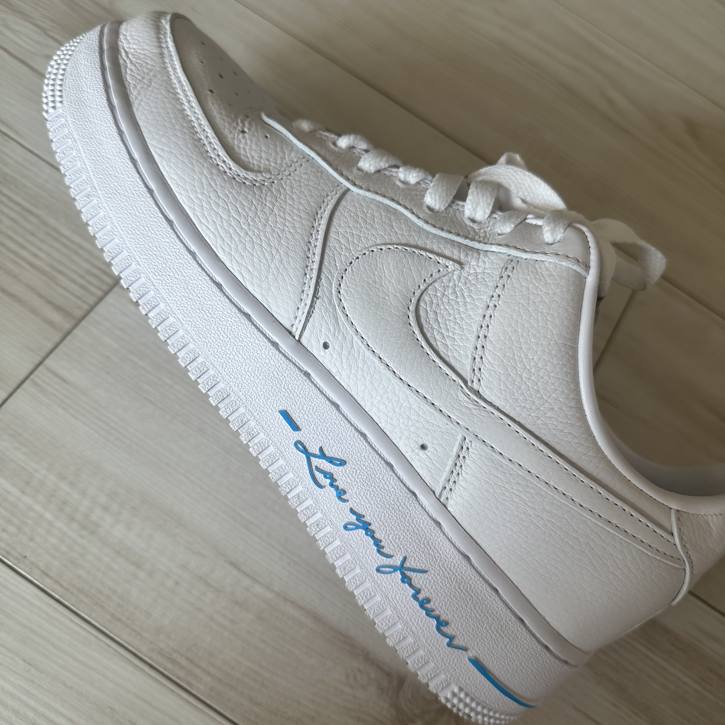 Nike x Drake Nocta Air Force 1 Low SP Certified Lover Boy White 착용 스타일 - 3
