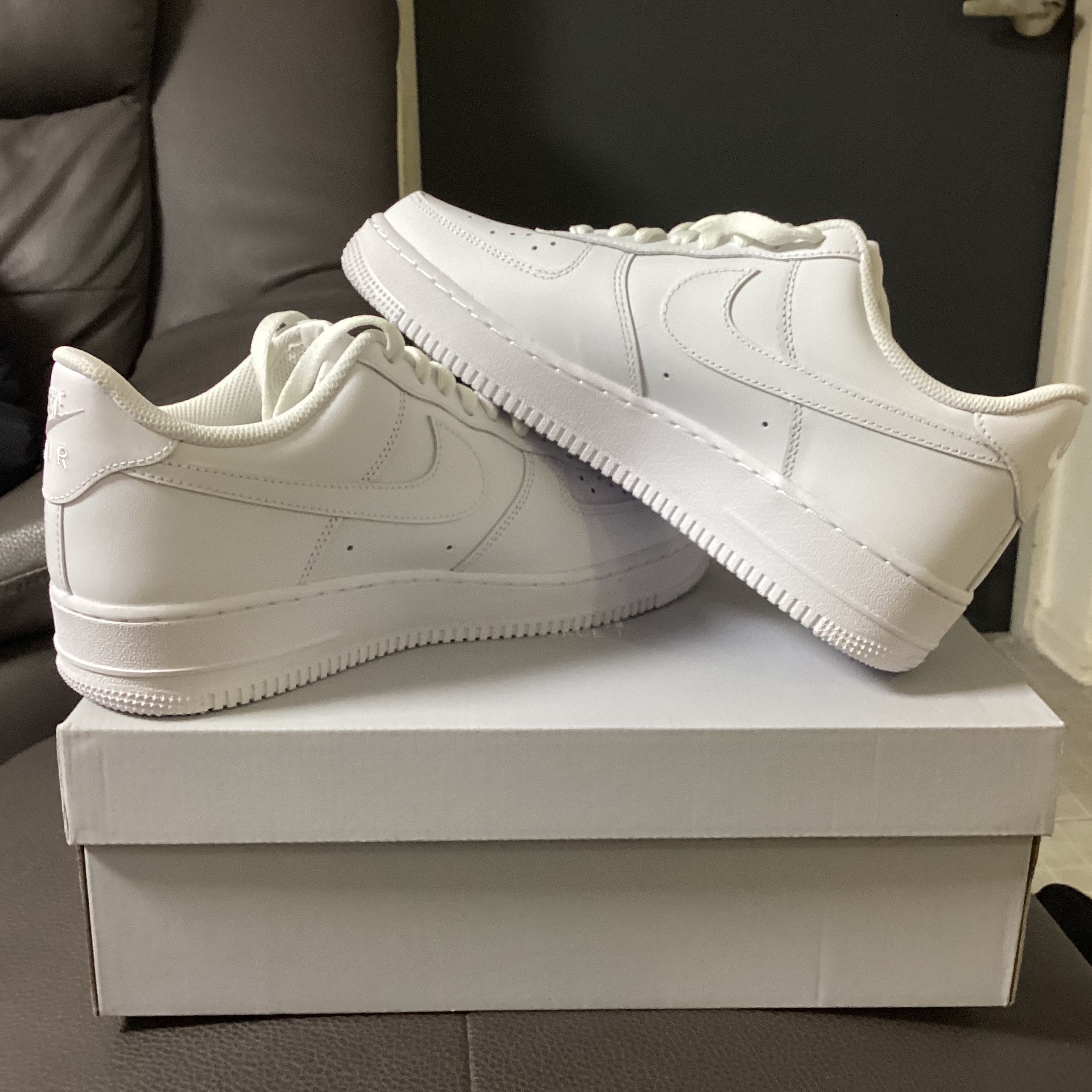 Nike Air Force 1 '07 Low White 착용 스타일 - 2