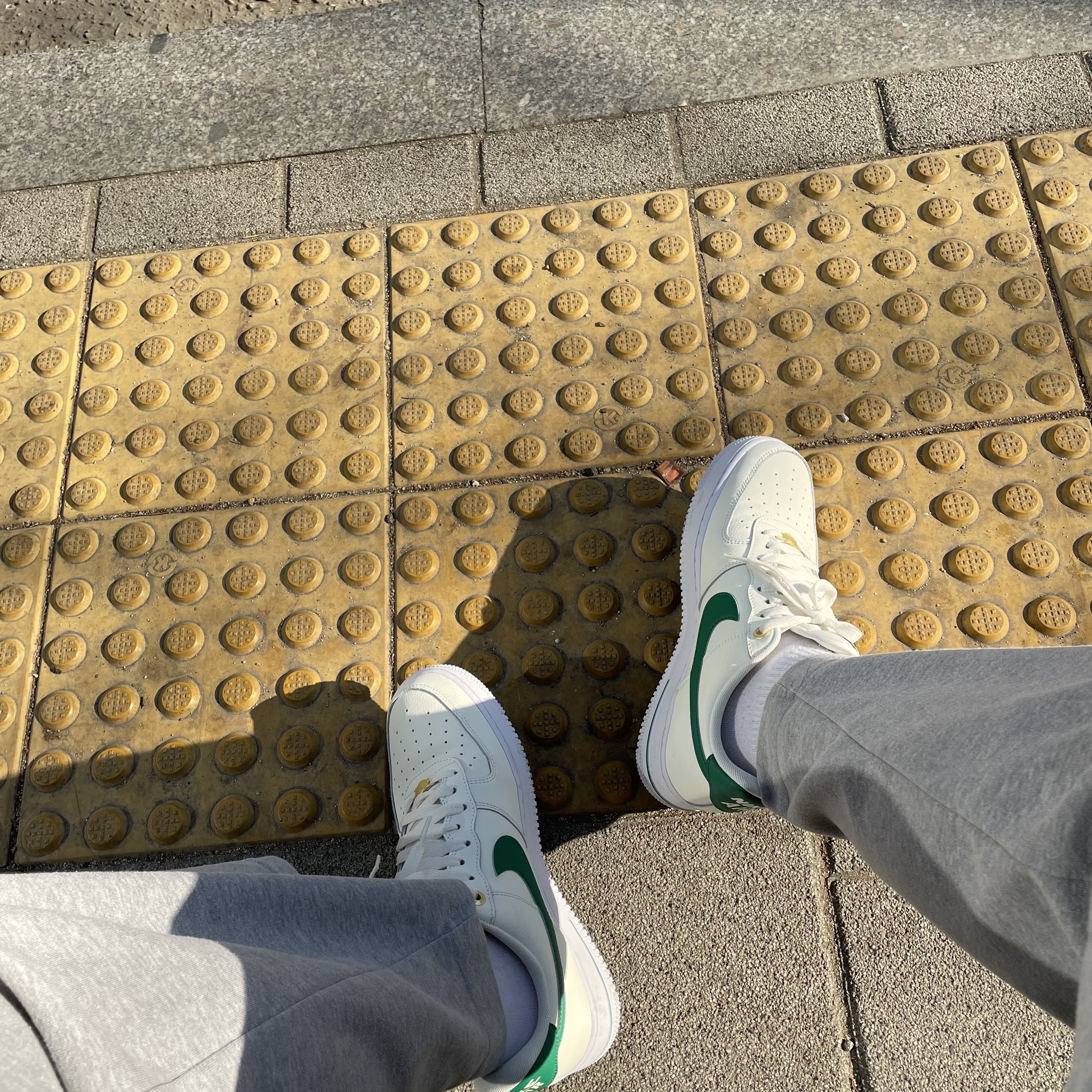 Nike Air Force 1 '07 LV8 40th Anniversary Join Forces Sail Malachite 착용 스타일