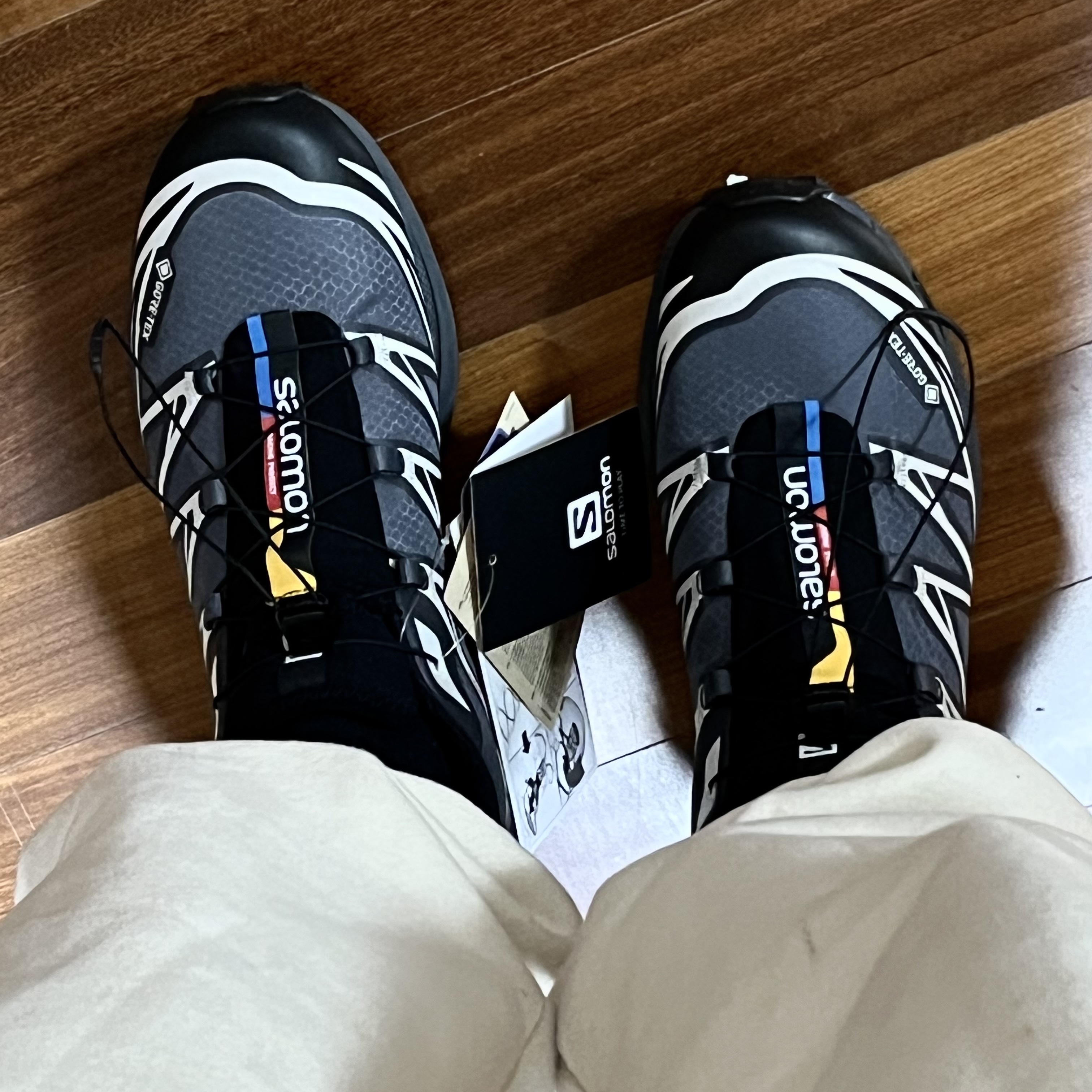 Salomon XT-6 Gore-Tex Black Ebony 착용 스타일 - 4
