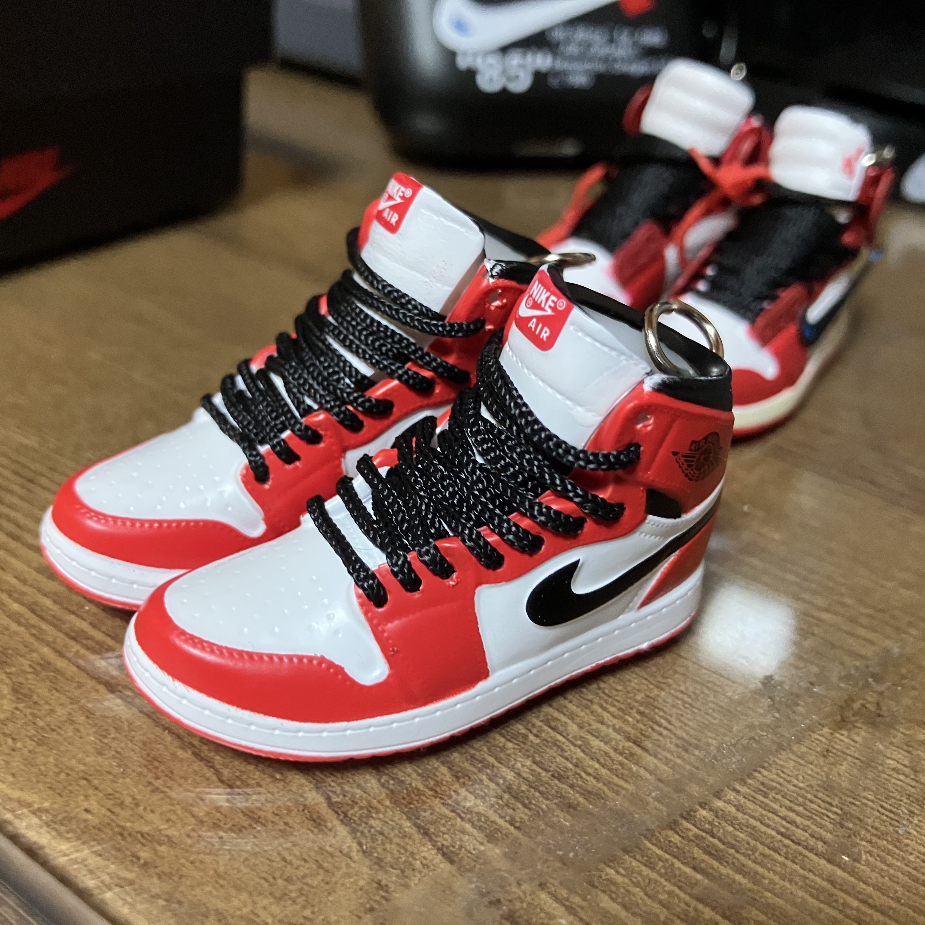 Jordan 1 Retro High OG Chicago 2015, Jordan 1 x Off-White Retro High Chicago The Ten 착용 스타일 - 2