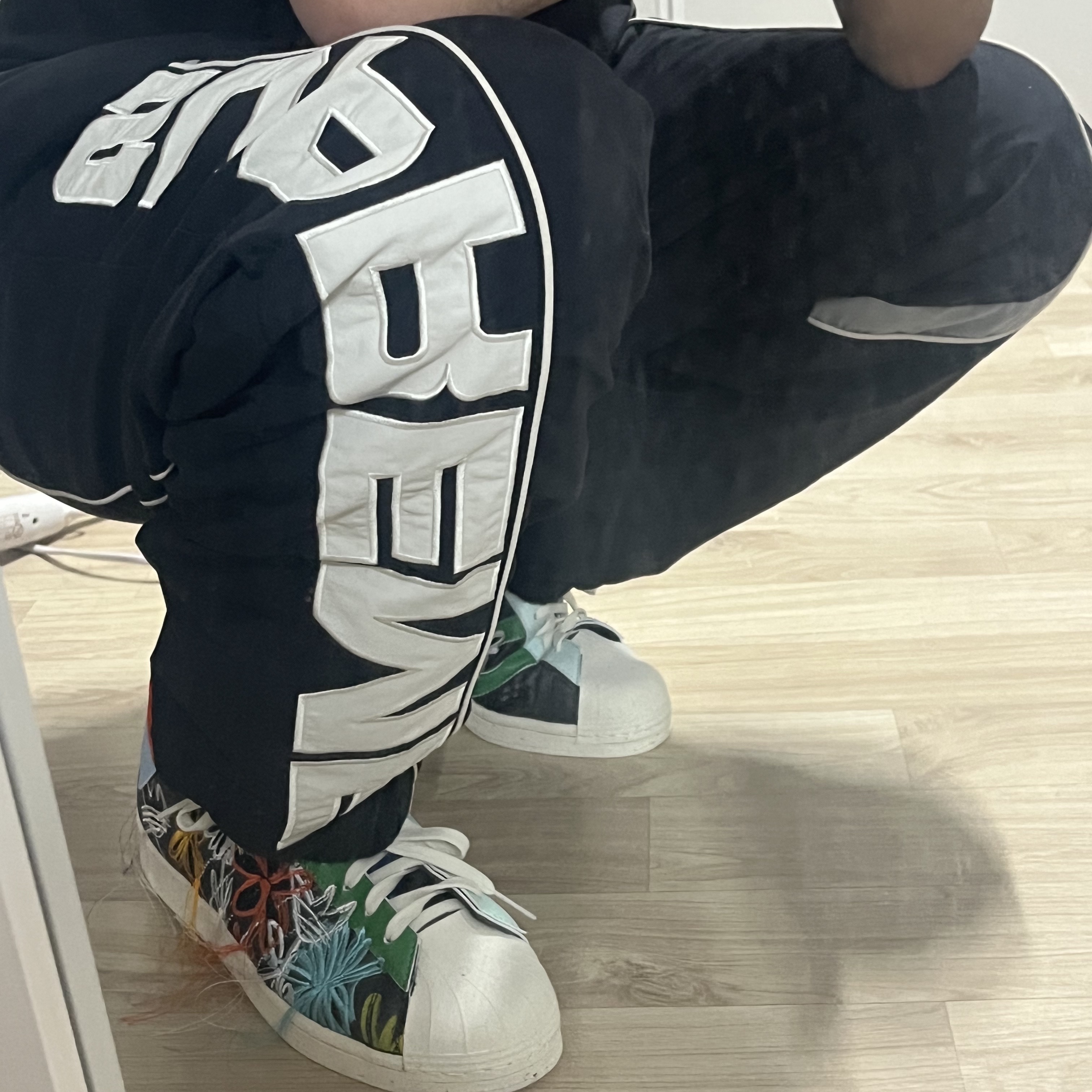 Adidas x Sean Wotherspoon Superstar Superearth Black 착용 스타일 - 2