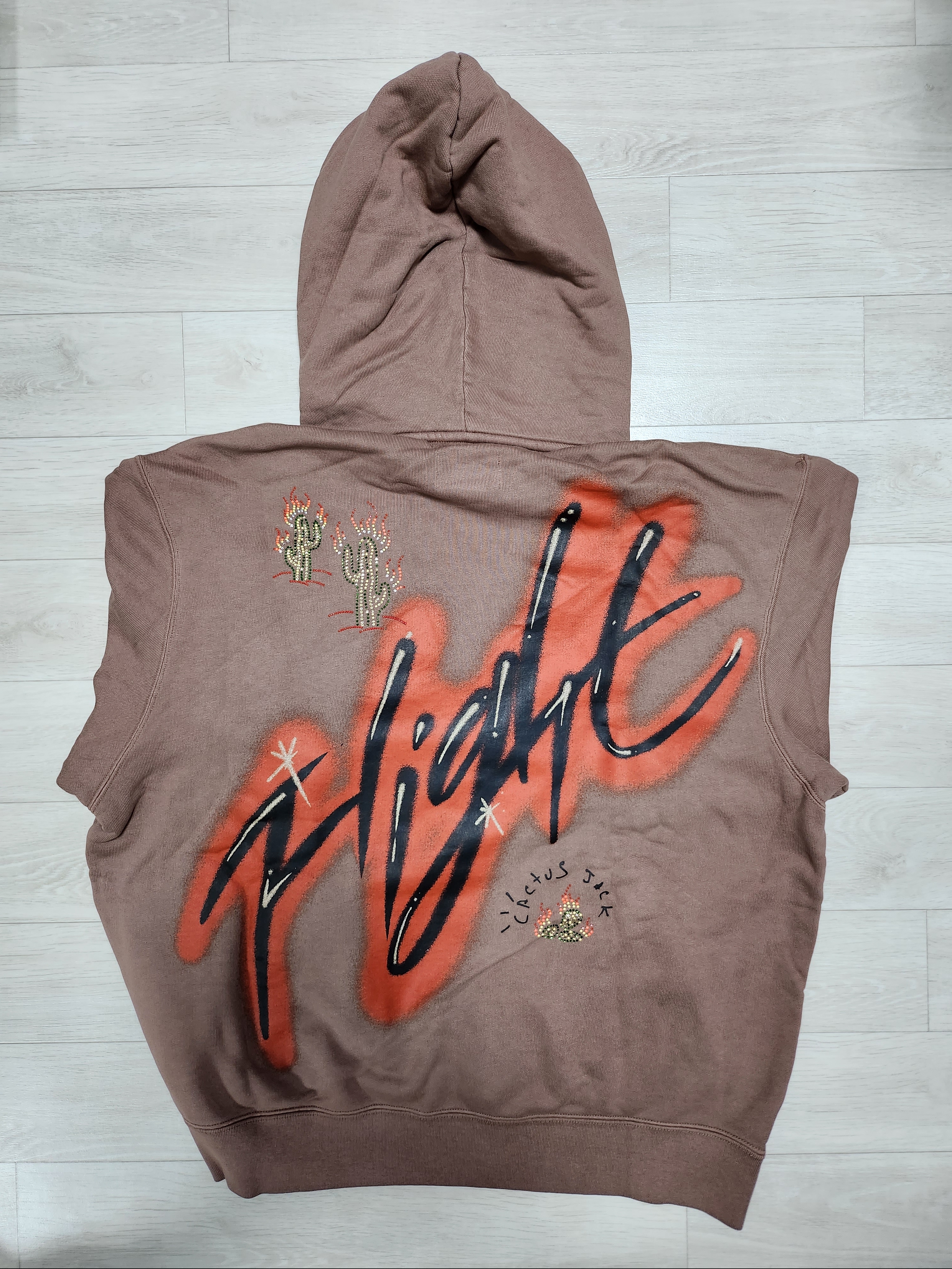 Jordan x Travis Scott Hoodie Antique Brown - Asia, Jordan x Travis Scott Hoodie Antique Brown - US/EU 착용 스타일 - 2