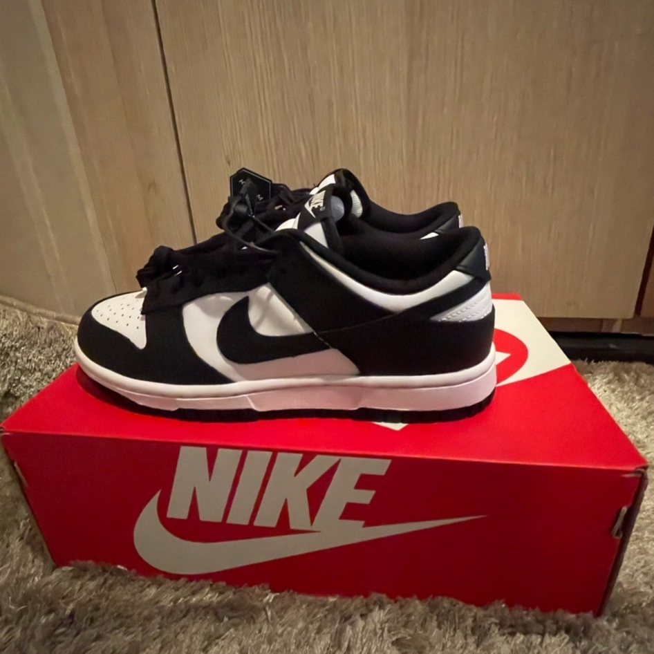 (W) Nike Dunk Low Black 착용 스타일