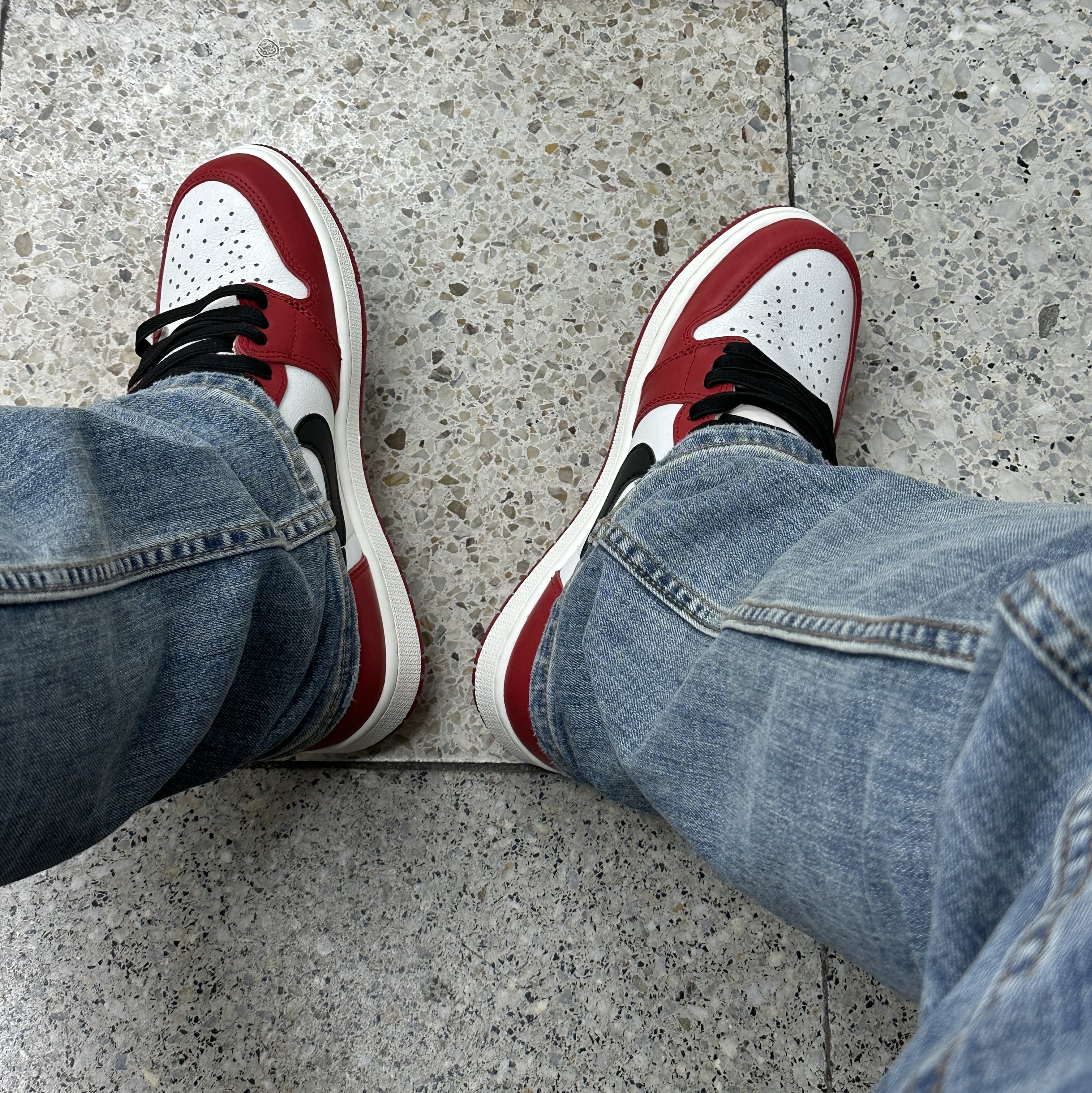 Jordan 1 Retro High OG Chicago 2022 착용 스타일