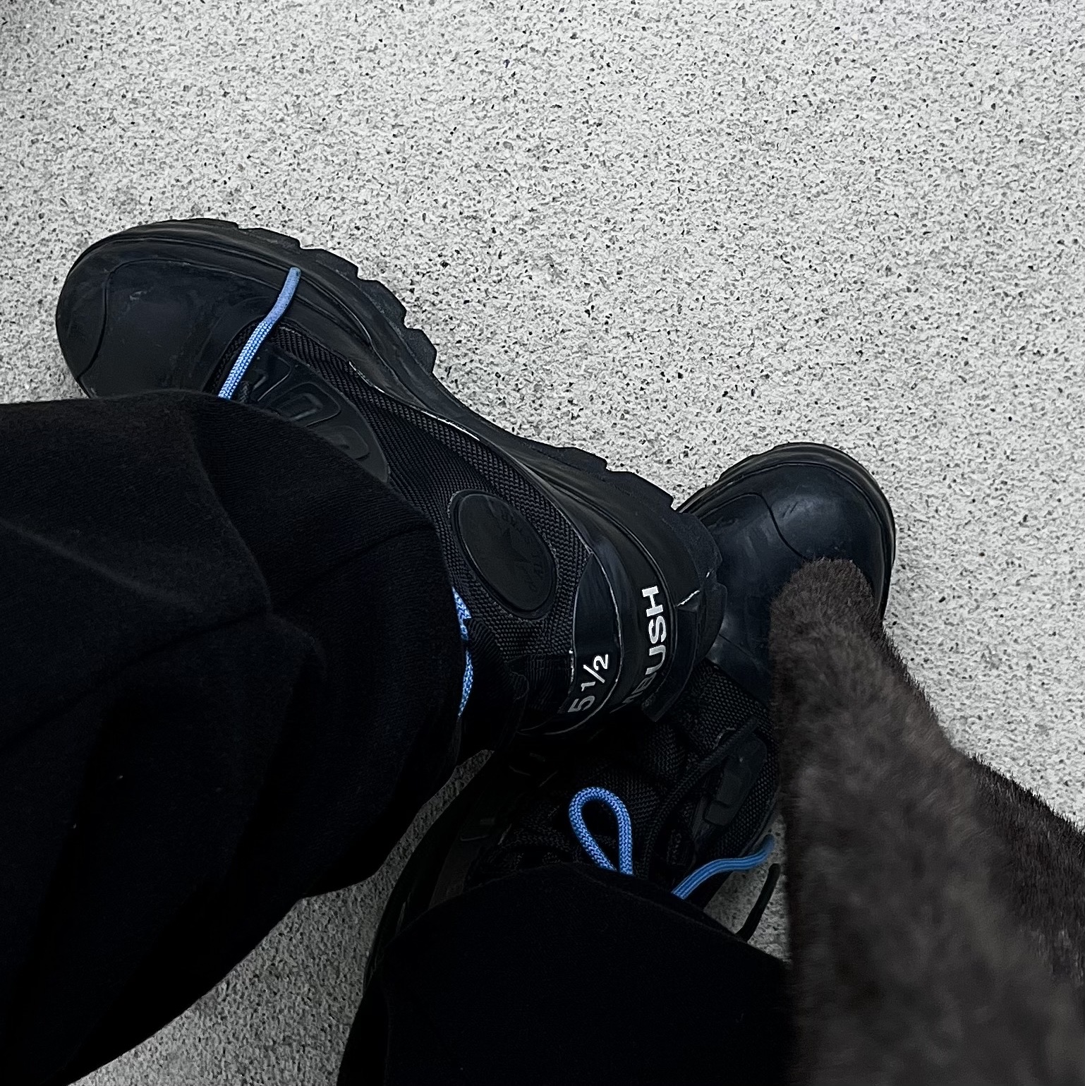 Converse x Ambush Chuck Taylor All Star Duck Boot Black 착용 스타일