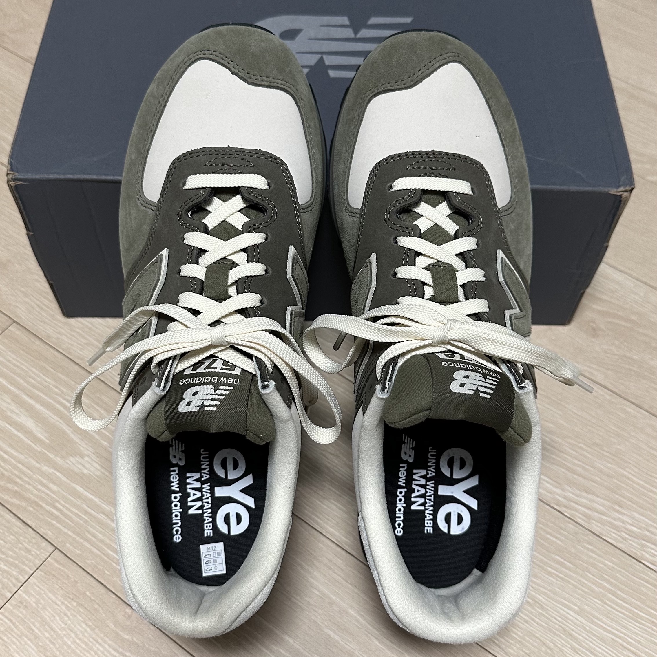 New Balance x Comme des Garcons Junya Watanabe Man 574 Suede Khaki Off White 착용 스타일 - 2
