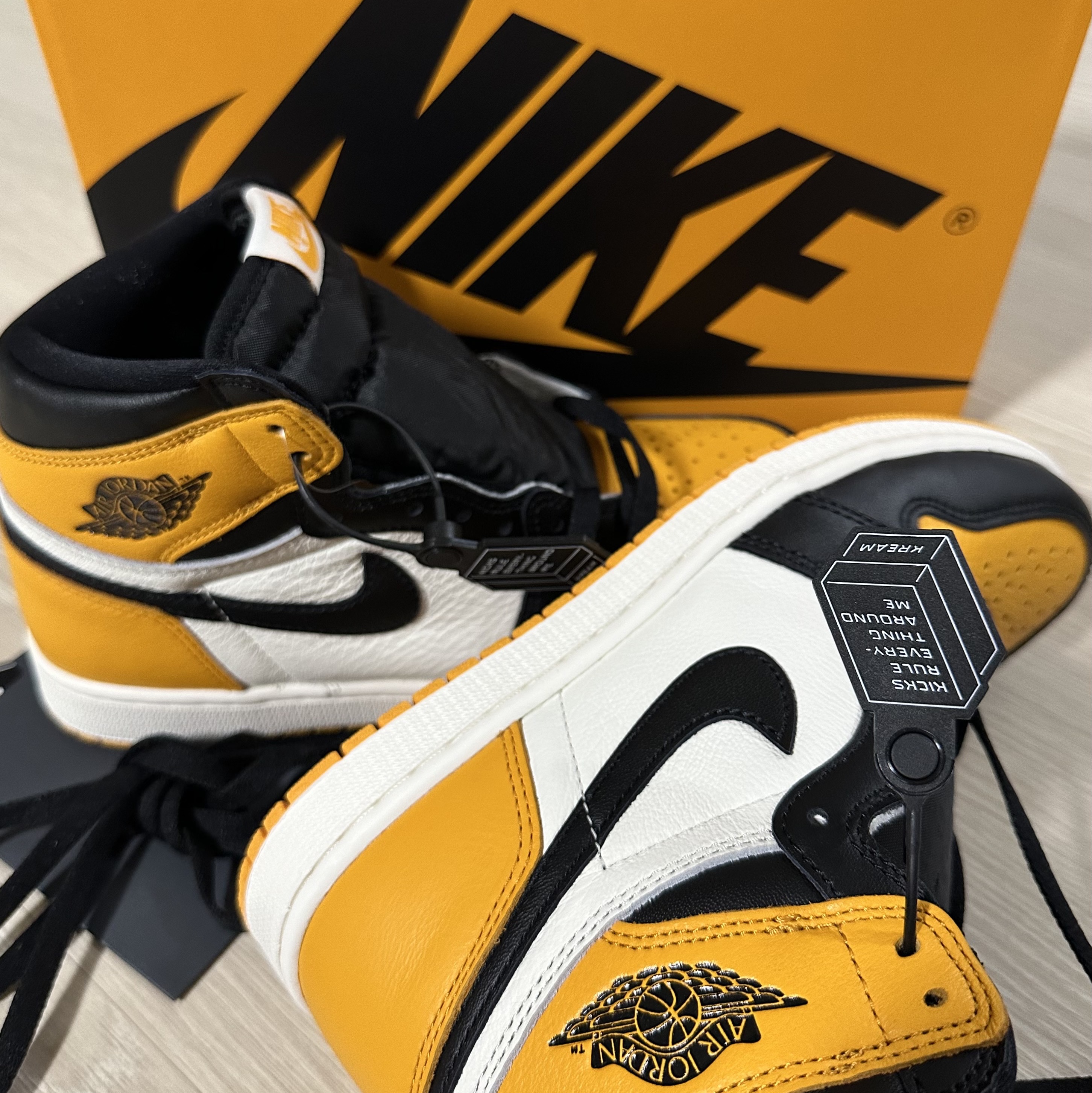 Jordan 1 Retro High OG Taxi 착용 스타일