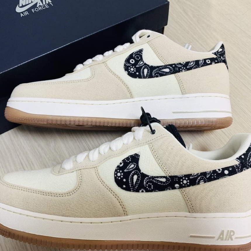 Nike Air Force 1 '07 LV8 Paisley Swoosh 착용 스타일 - 2