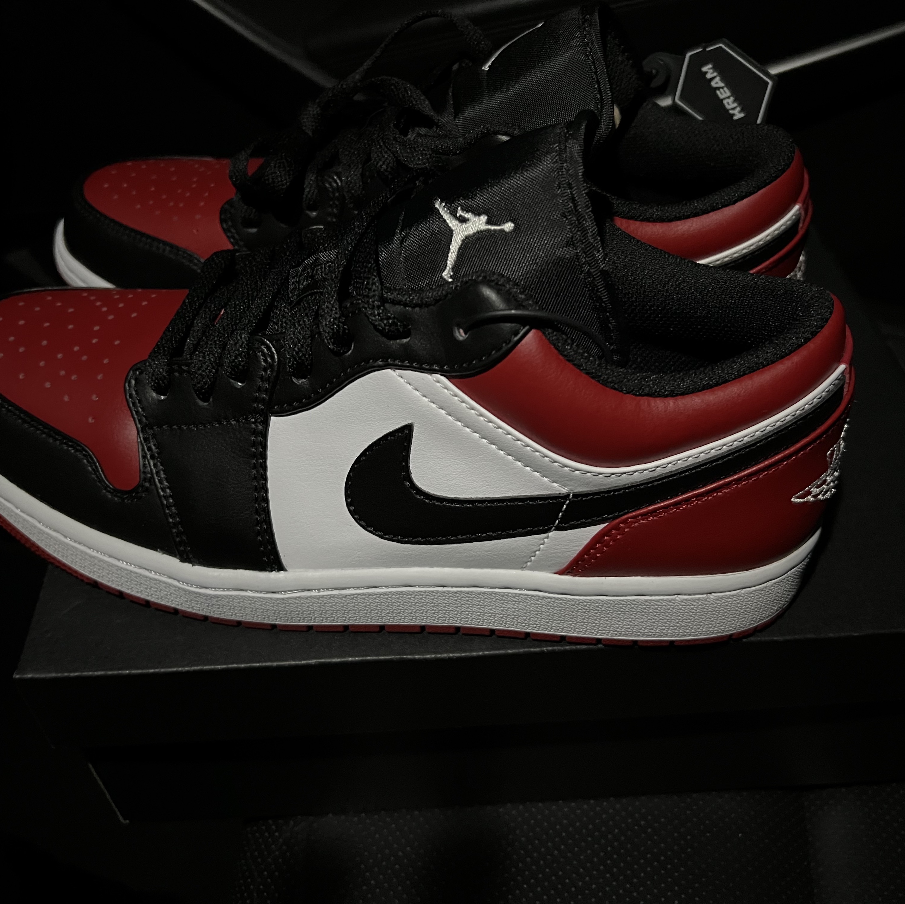 Jordan 1 Low Bred Toe 착용 스타일
