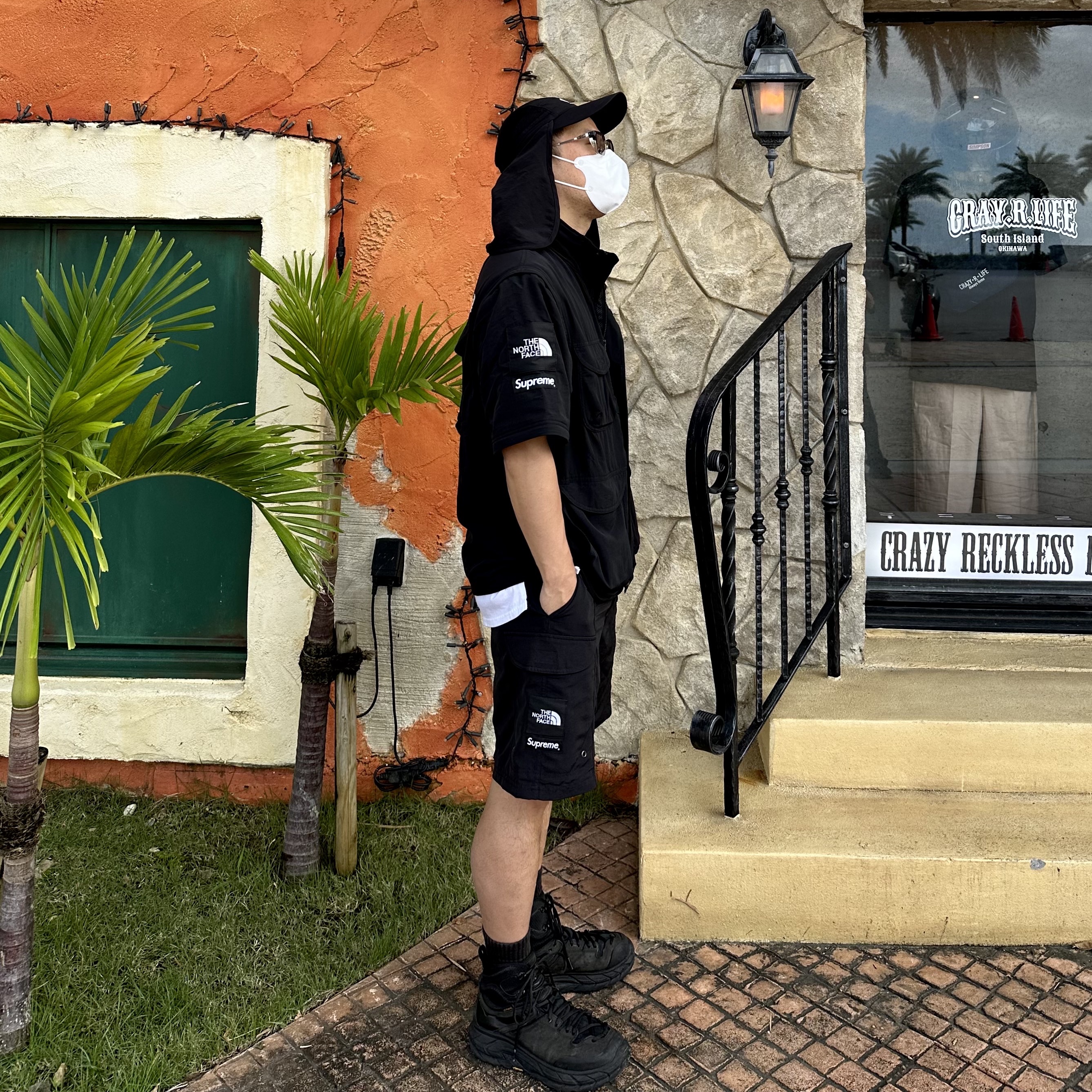 Supreme x The North Face Sunshield Camp Cap Black - 20SS, Supreme x The North Face Trekking Convertible Jacket Black - 22SS 착용 스타일