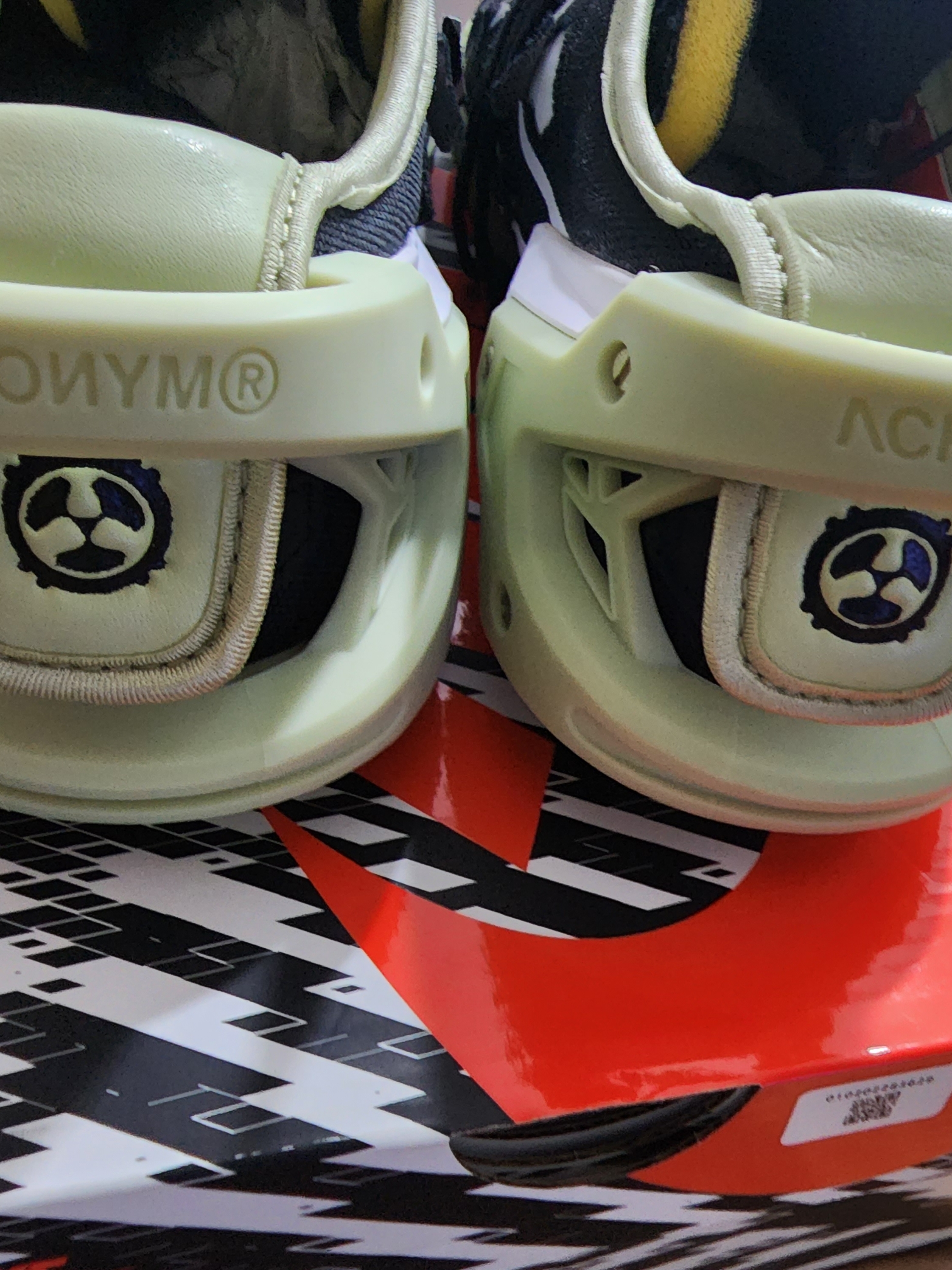 Nike x Acronym Blazer Low Black 착용 스타일 - 2