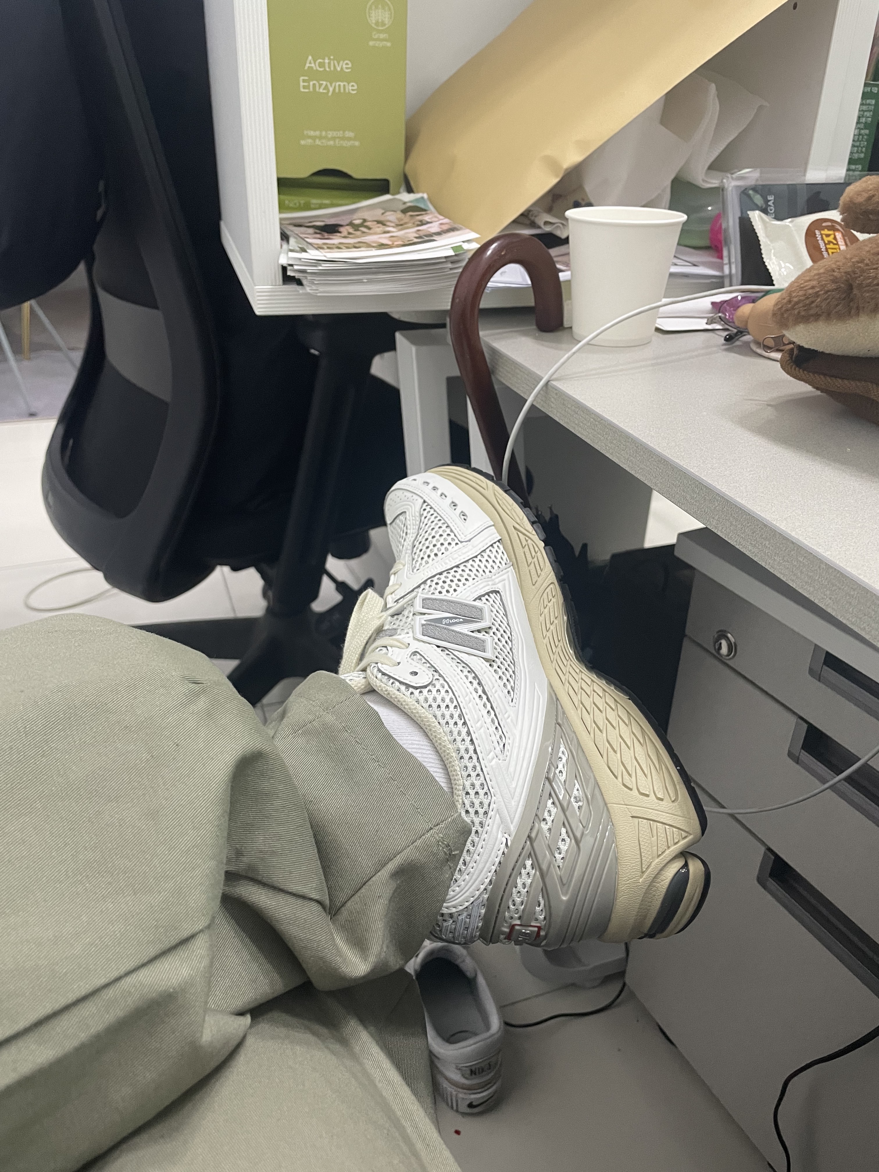 New Balance 1906R White Gray 착용 스타일