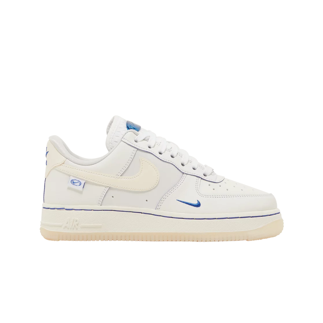 (W) 나이키 에어포스 1 '07 LX 게임 로얄 세일((W) Nike Air Force 1 '07 LX Game Royal Sail)