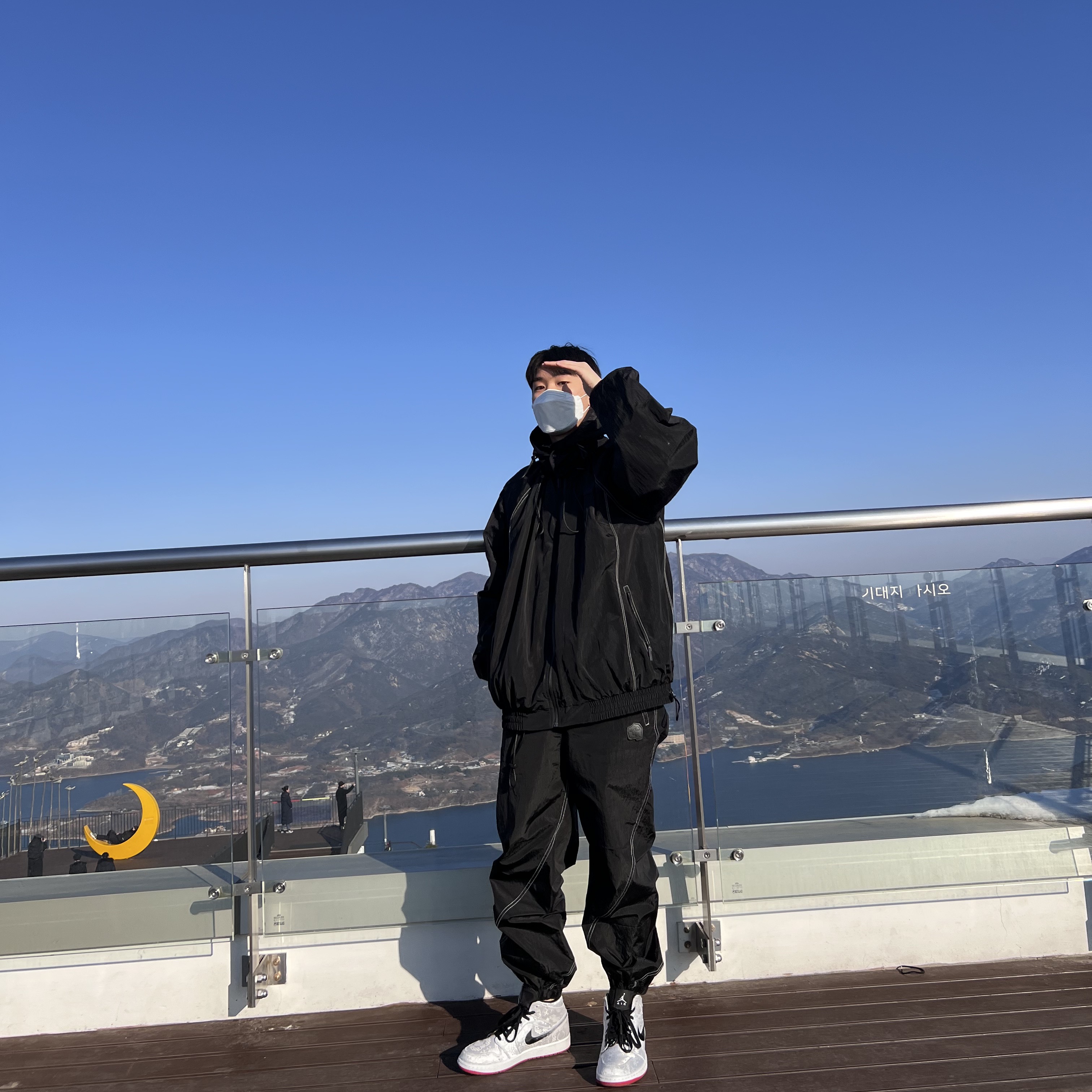 Jordan 1 x Clot Mid SE Fearless Edison Chen 착용 스타일 - 2