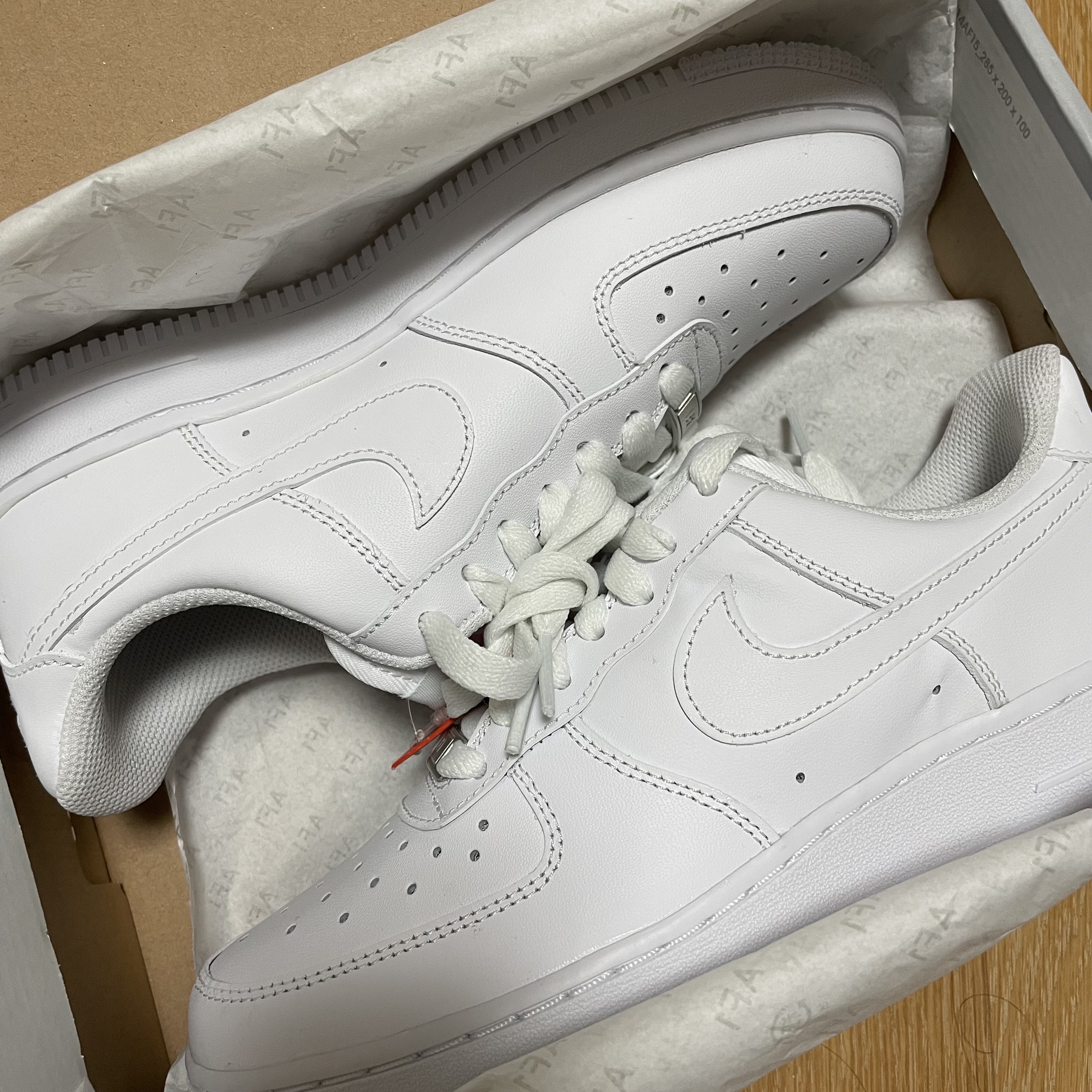 (W) Nike Air Force 1 '07 Low White 착용 스타일
