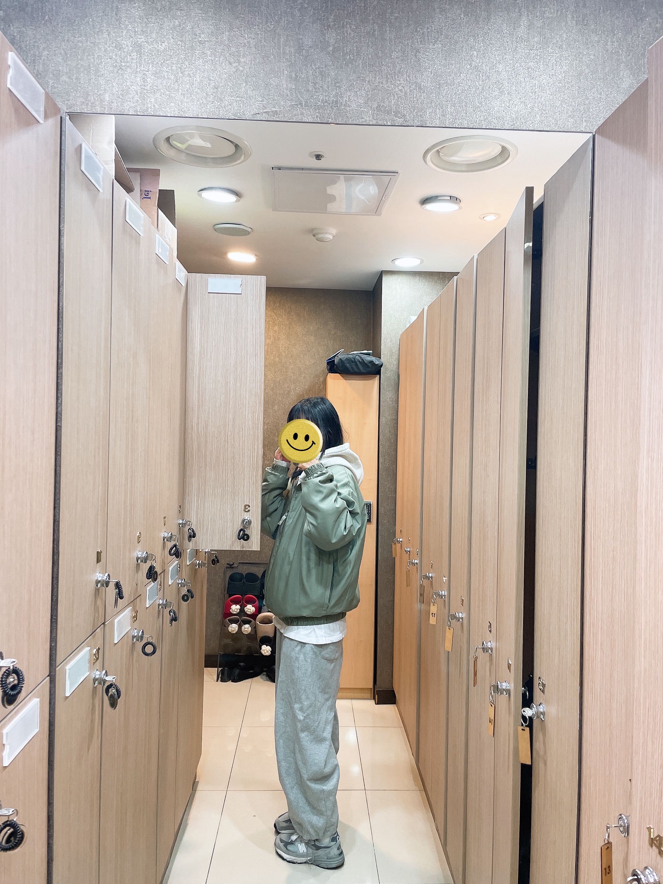 Nike NRG Solo Swoosh Satin Bomber Jacket Light Army - Asia, Stussy Basic Stussy Hoodie Ash Heather 2022 착용 스타일