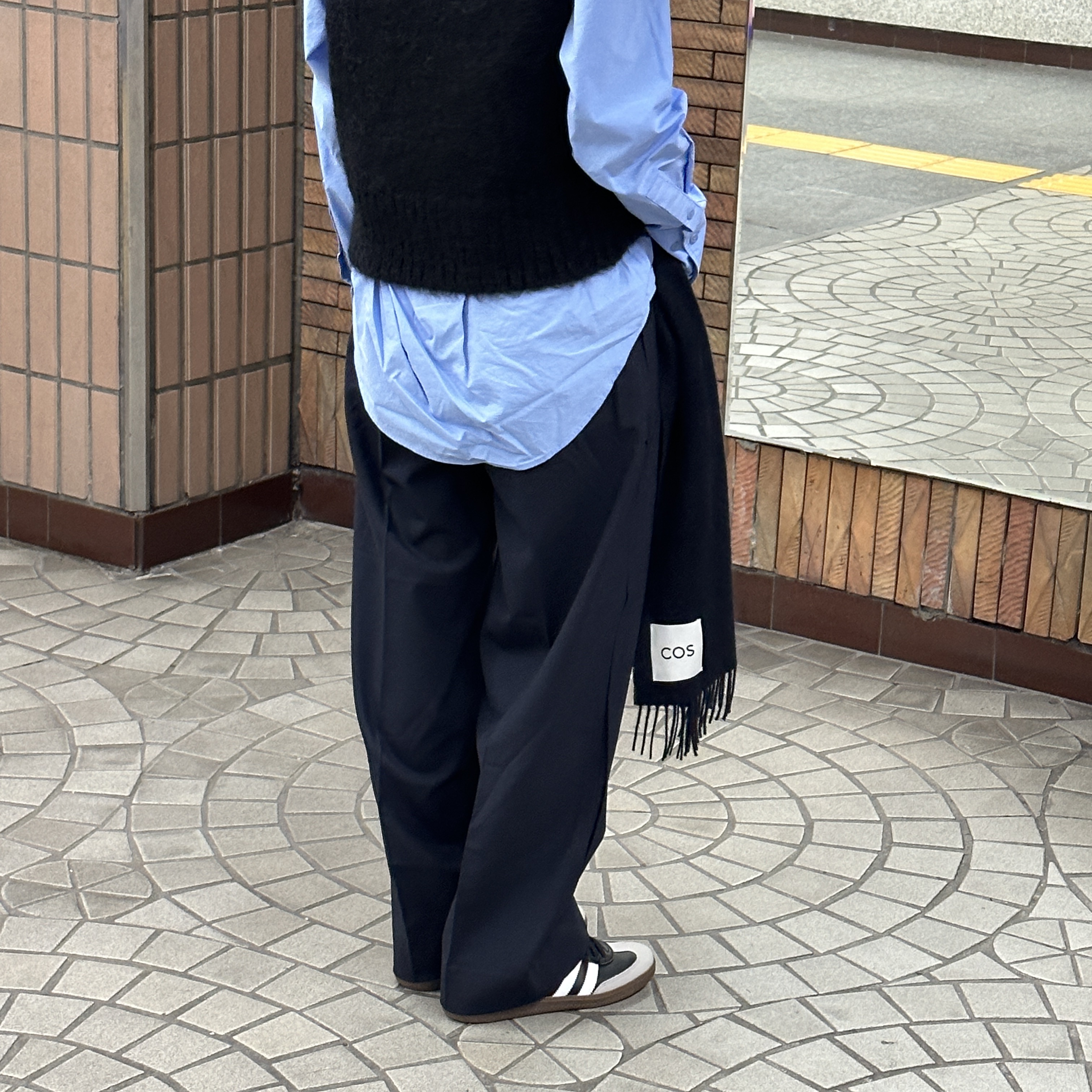 Adidas Samba Vegan Black White 착용 스타일