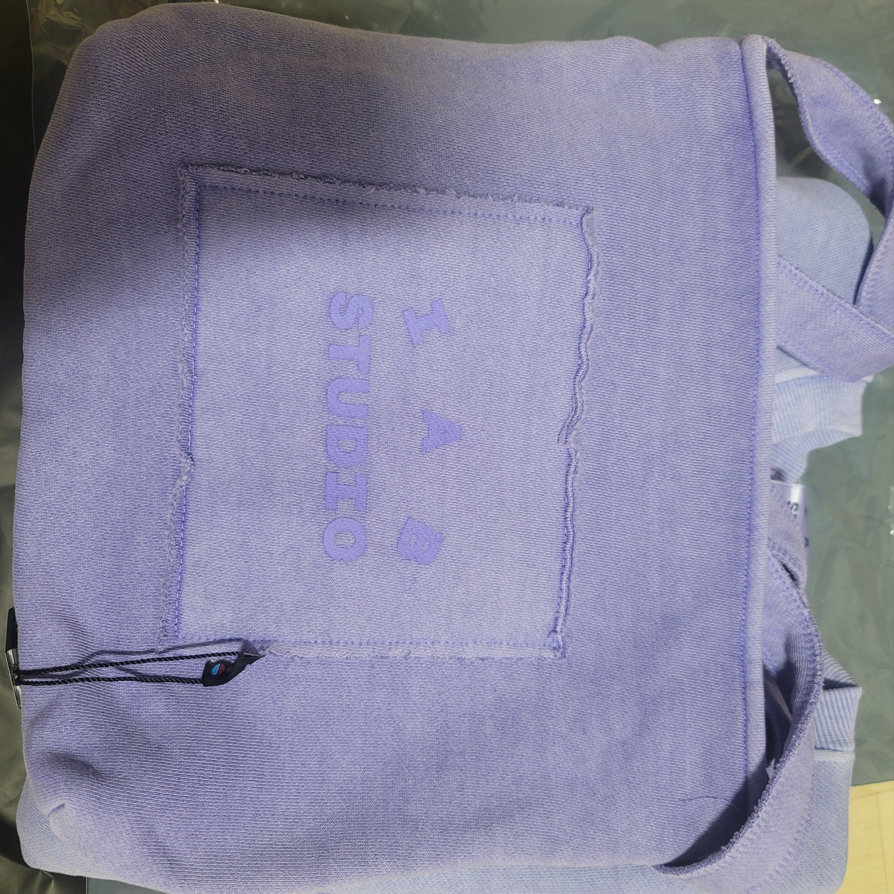 IAB Studio Pigment Sweatshirt & Mini Bag Lavender 착용 스타일 - 2