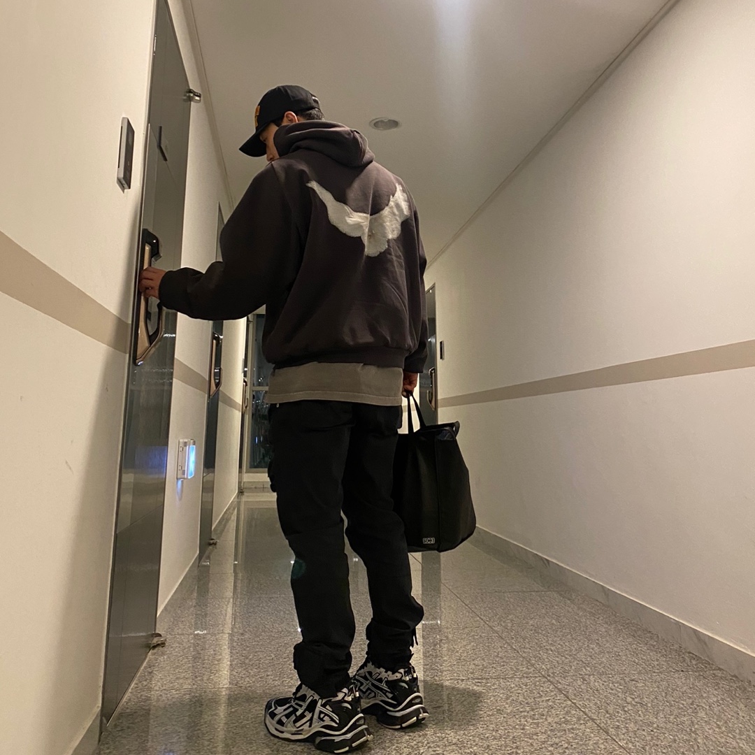 Human Made 6-Panel Twill Cap #2 Black, Balenciaga Runner Sneakers Black White 착용 스타일