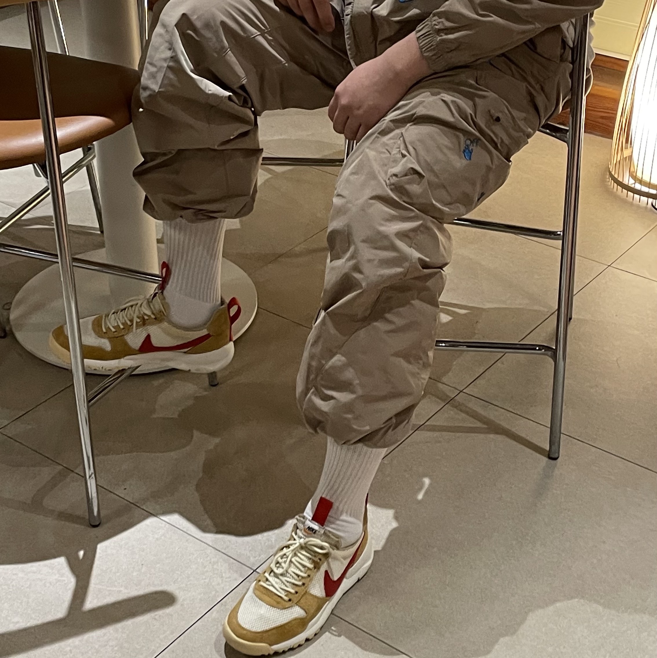 Nike x Off-White NRG Track Suit Khaki - Asia, Nike x Tom Sachs Mars Yard Shoe 2.0 Space Camp 착용 스타일