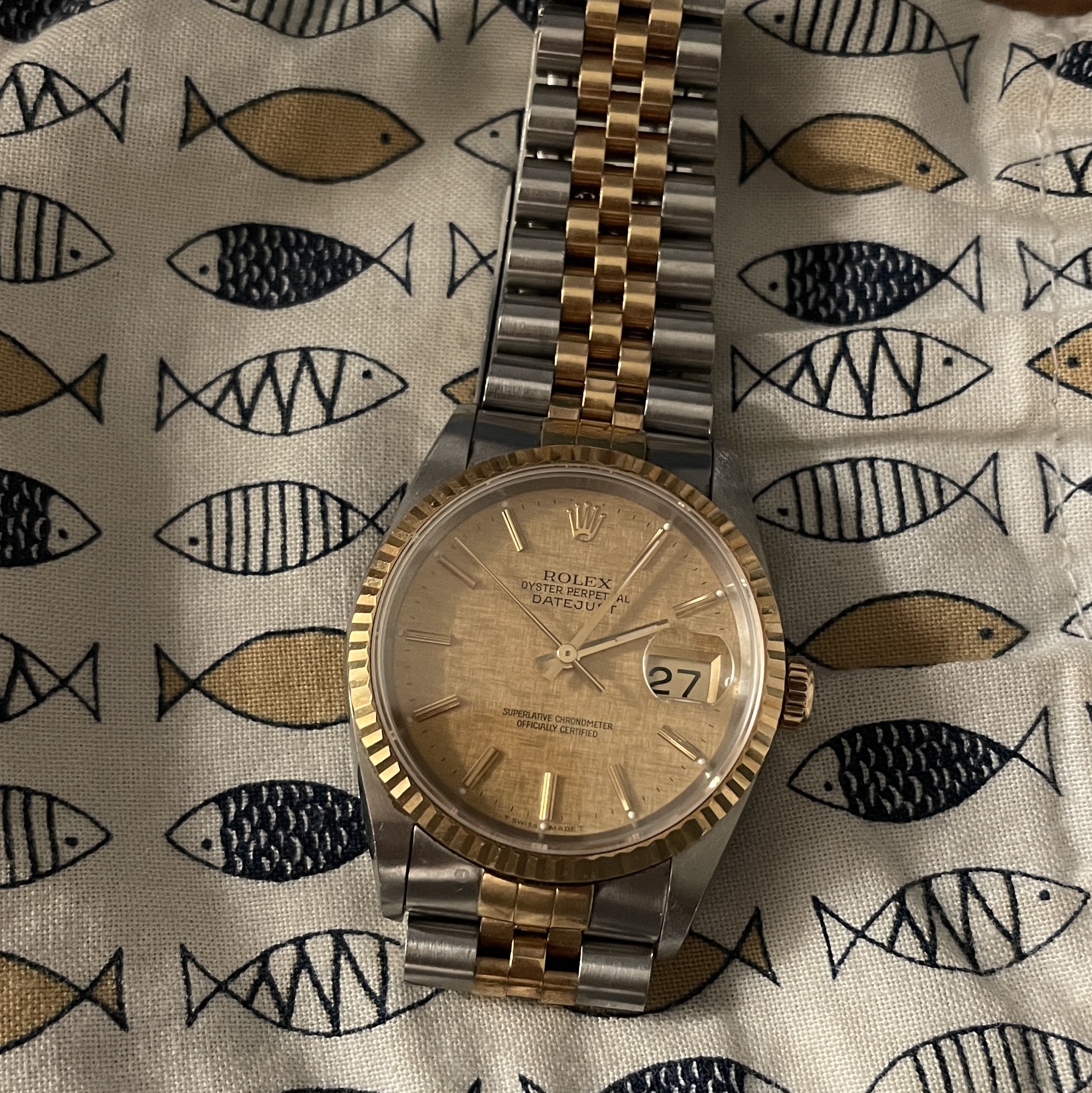 Rolex Datejust 36mm 126233 Champagne Jubilee 착용 스타일