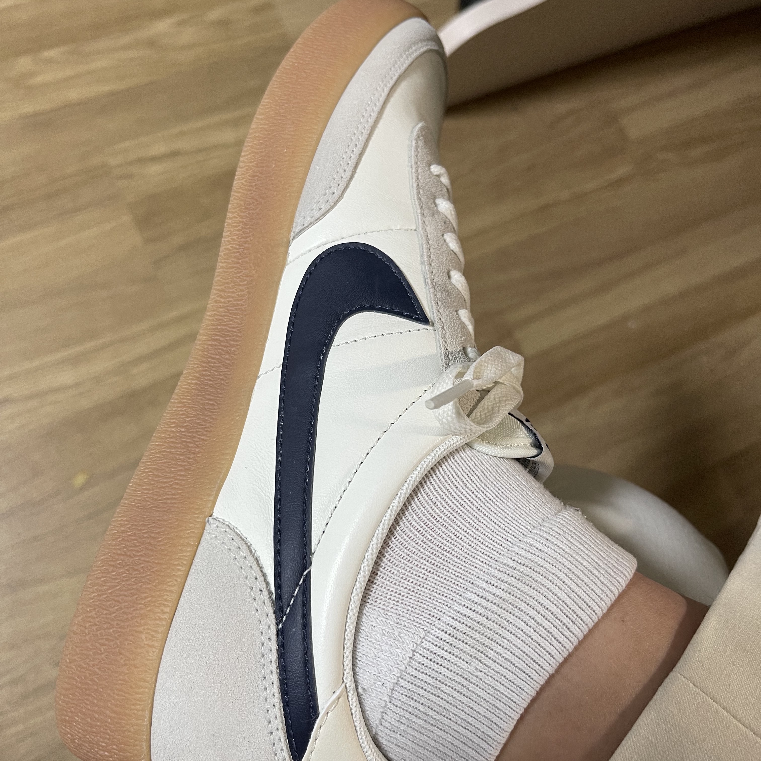 Nike x J.Crew Killshot 2 Sail Midnight Navy 착용 스타일