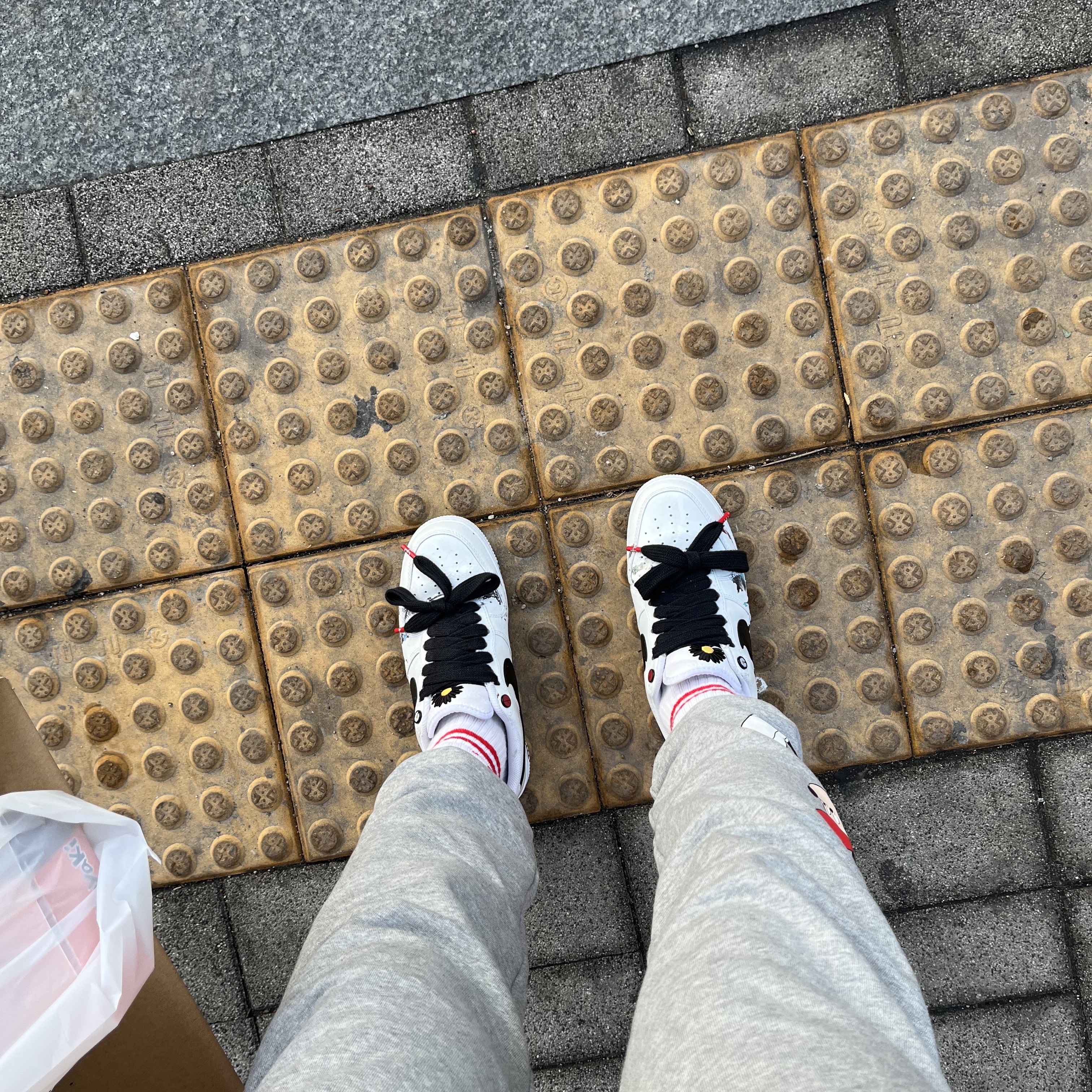Nike x Peaceminusone Air Force 1 Low Para-Noise 2.0 착용 스타일