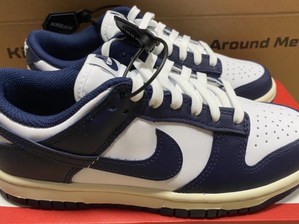 (W) Nike Dunk Low Vintage Midnight Navy 착용 스타일