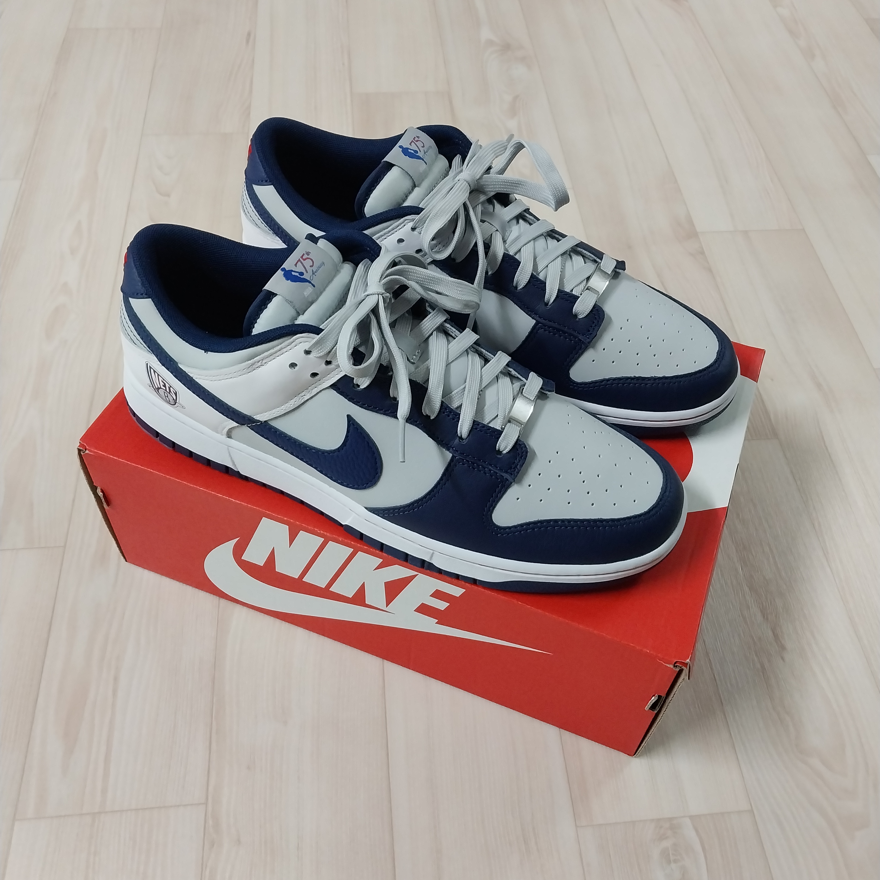 Nike x NBA Dunk Low Retro EMB Nets 착용 스타일 - 1