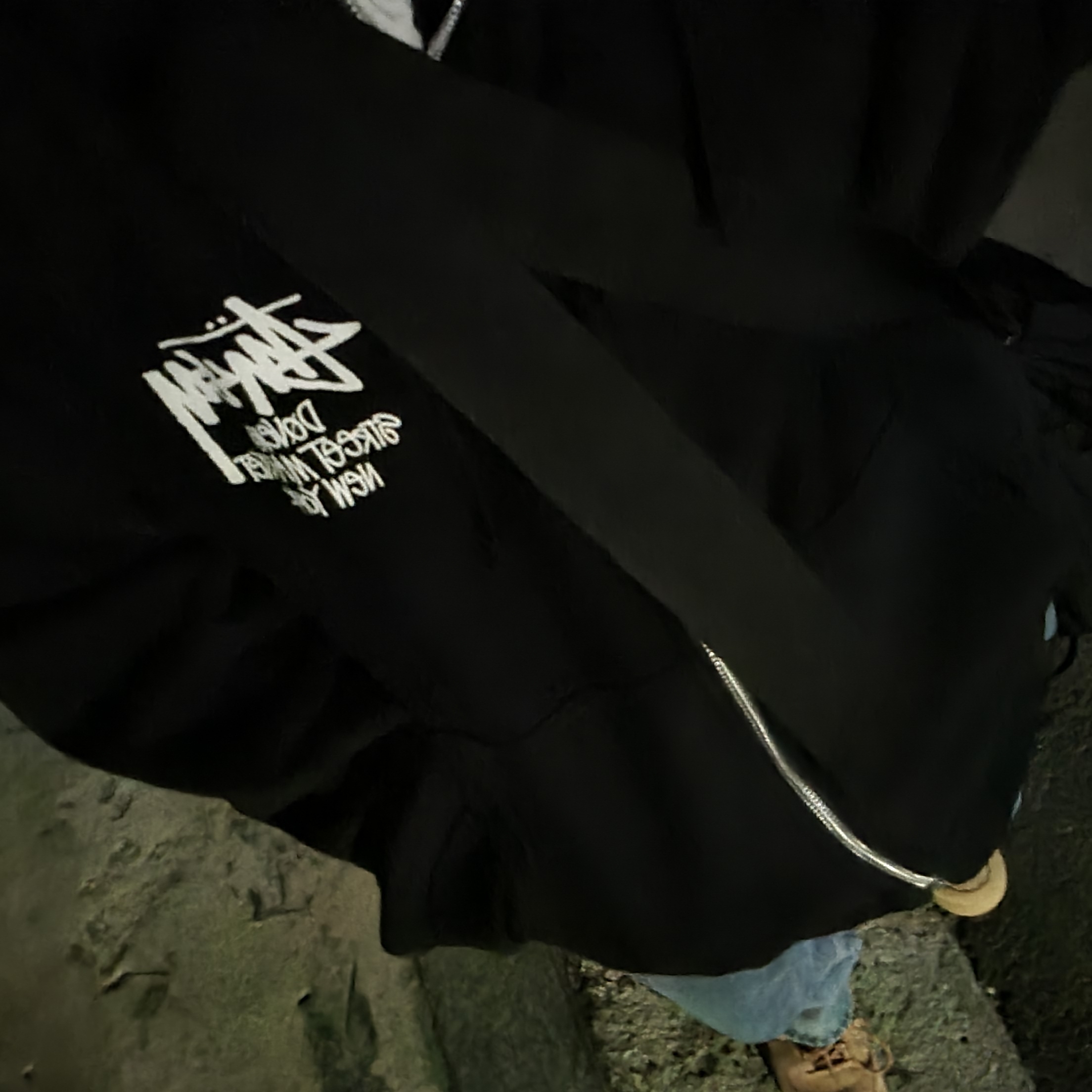 Nike Air Force 1 '07 WB Flax, Stussy Stock DSM New York Zip Hoodie Black 2022 착용 스타일 - 1