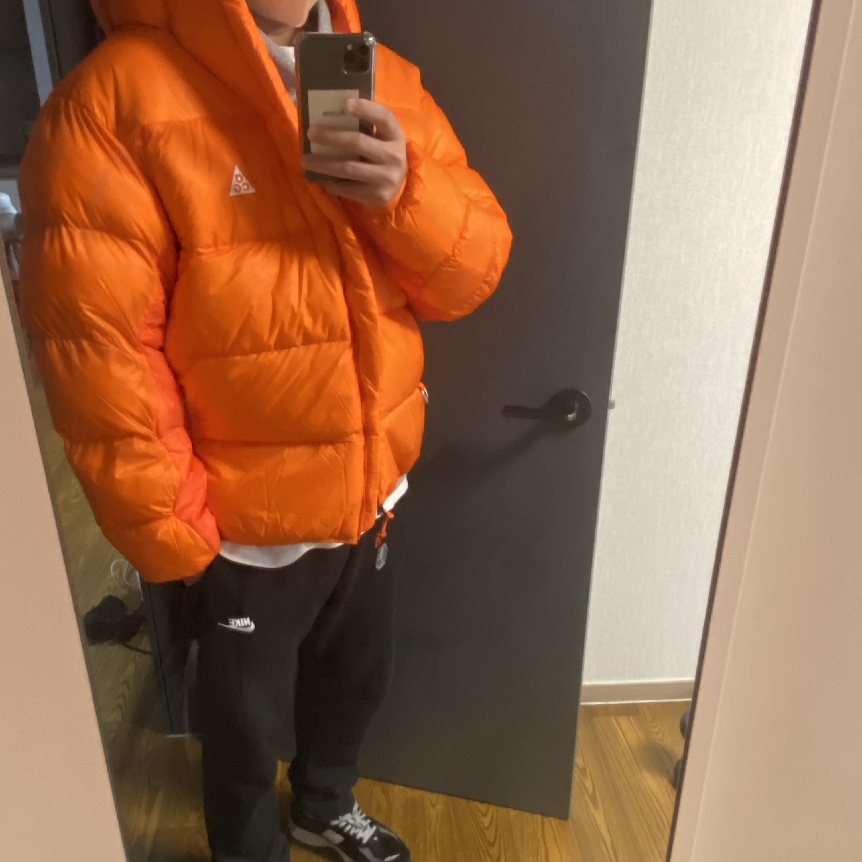 Nike ACG Therma-Fit ADV Lunar Lake Puffer Jacket Safety Orange - Asia 착용 스타일