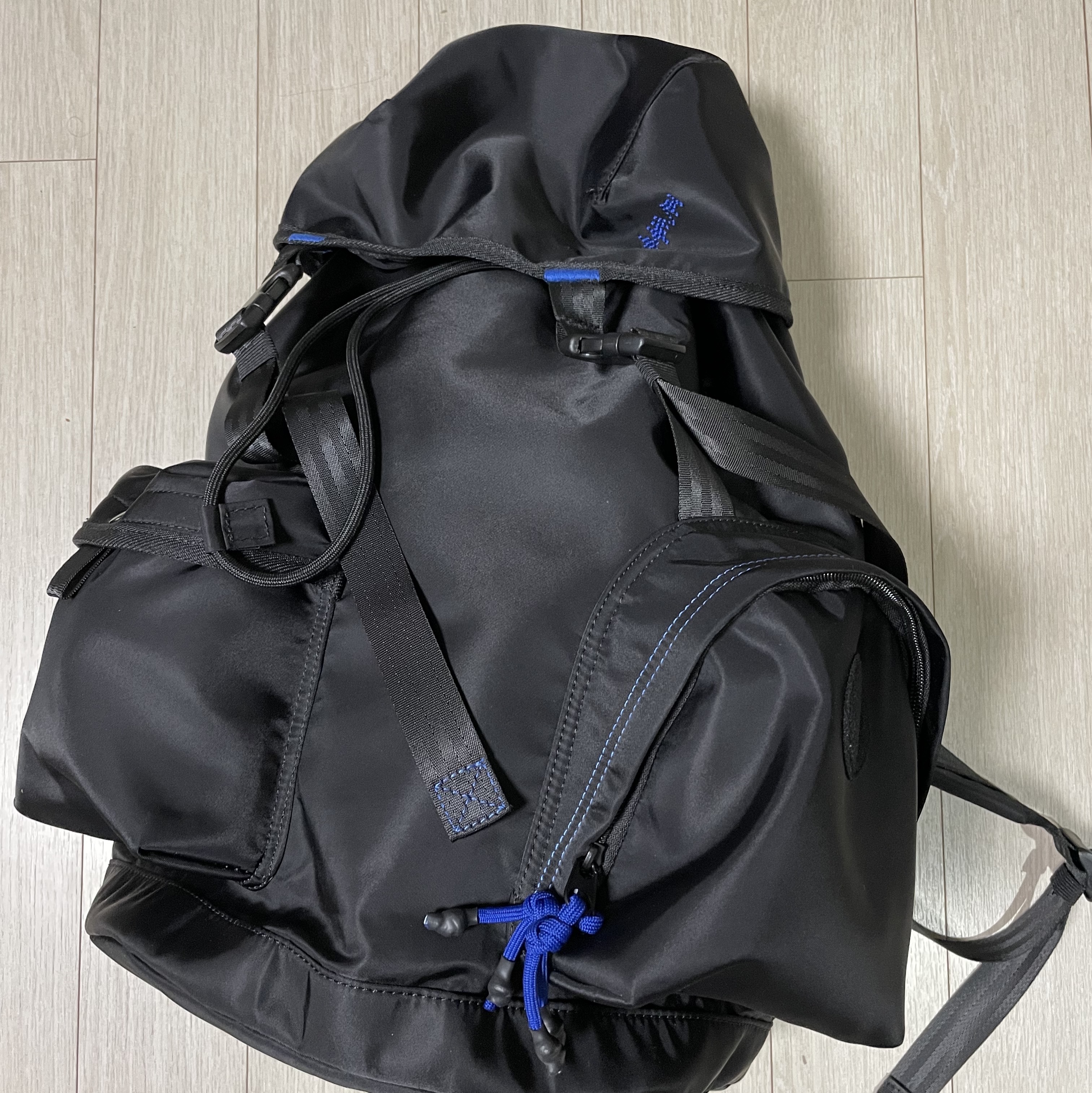 Ader Error x Zara Backpack Black 착용 스타일
