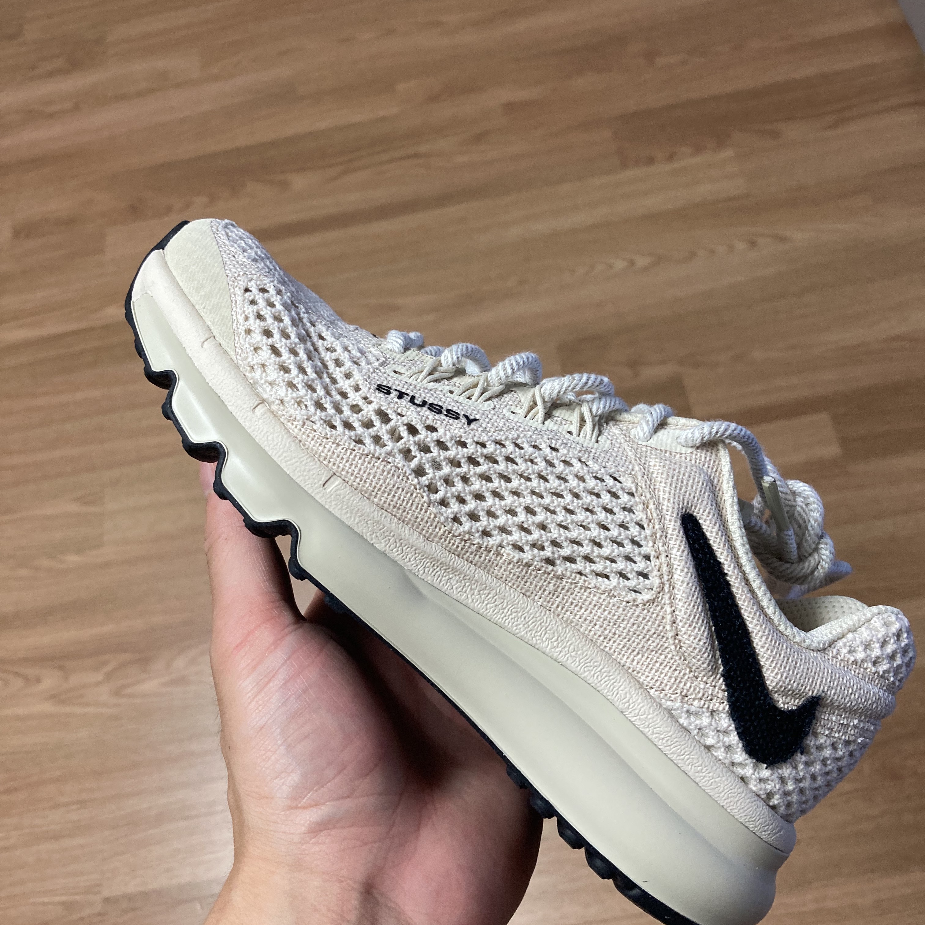 Nike x Stussy Air Max 2013 Fossil 착용 스타일
