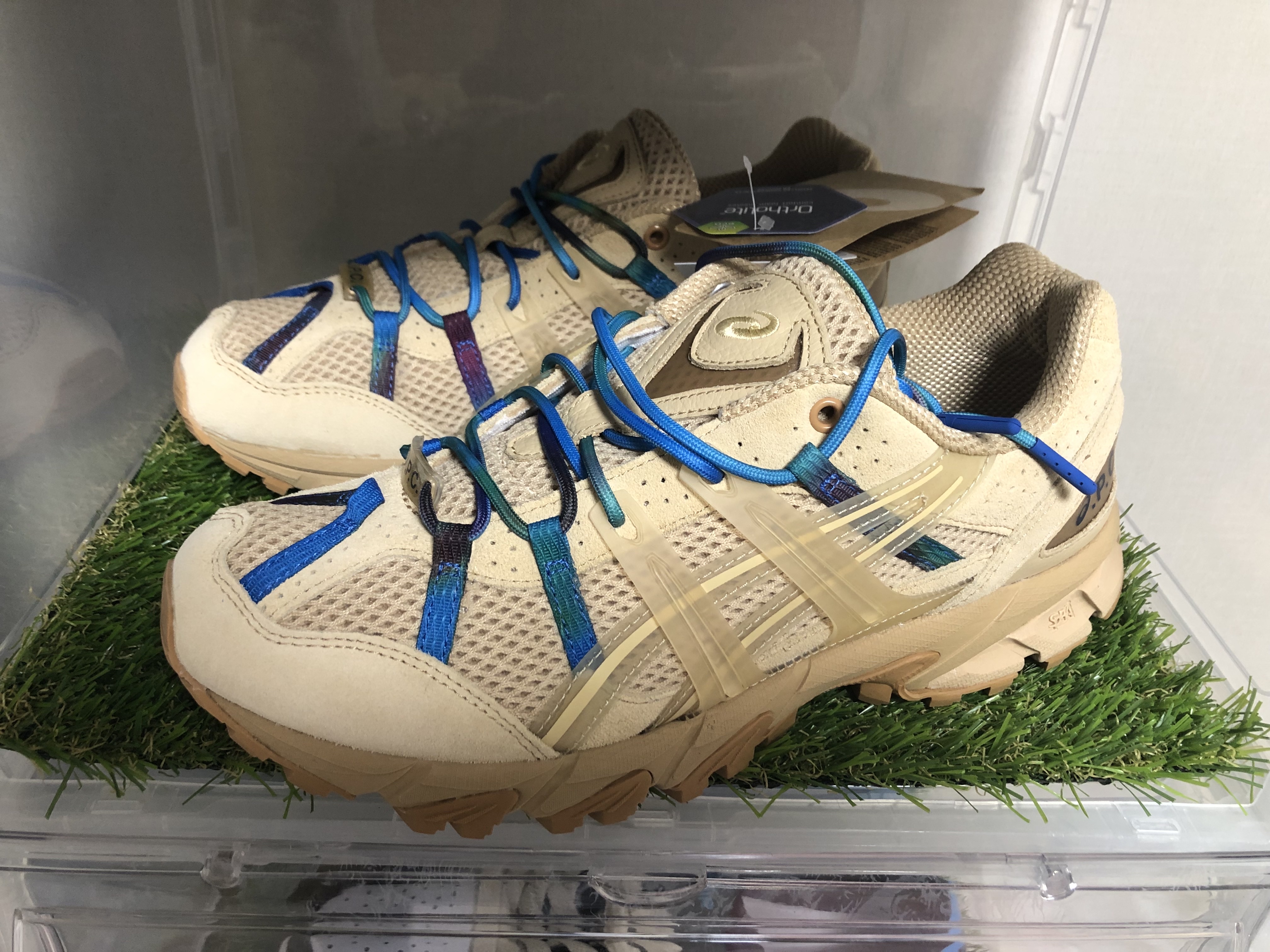 Asics x A.P.C. Gel-Sonoma 15-50 Beige 착용 스타일