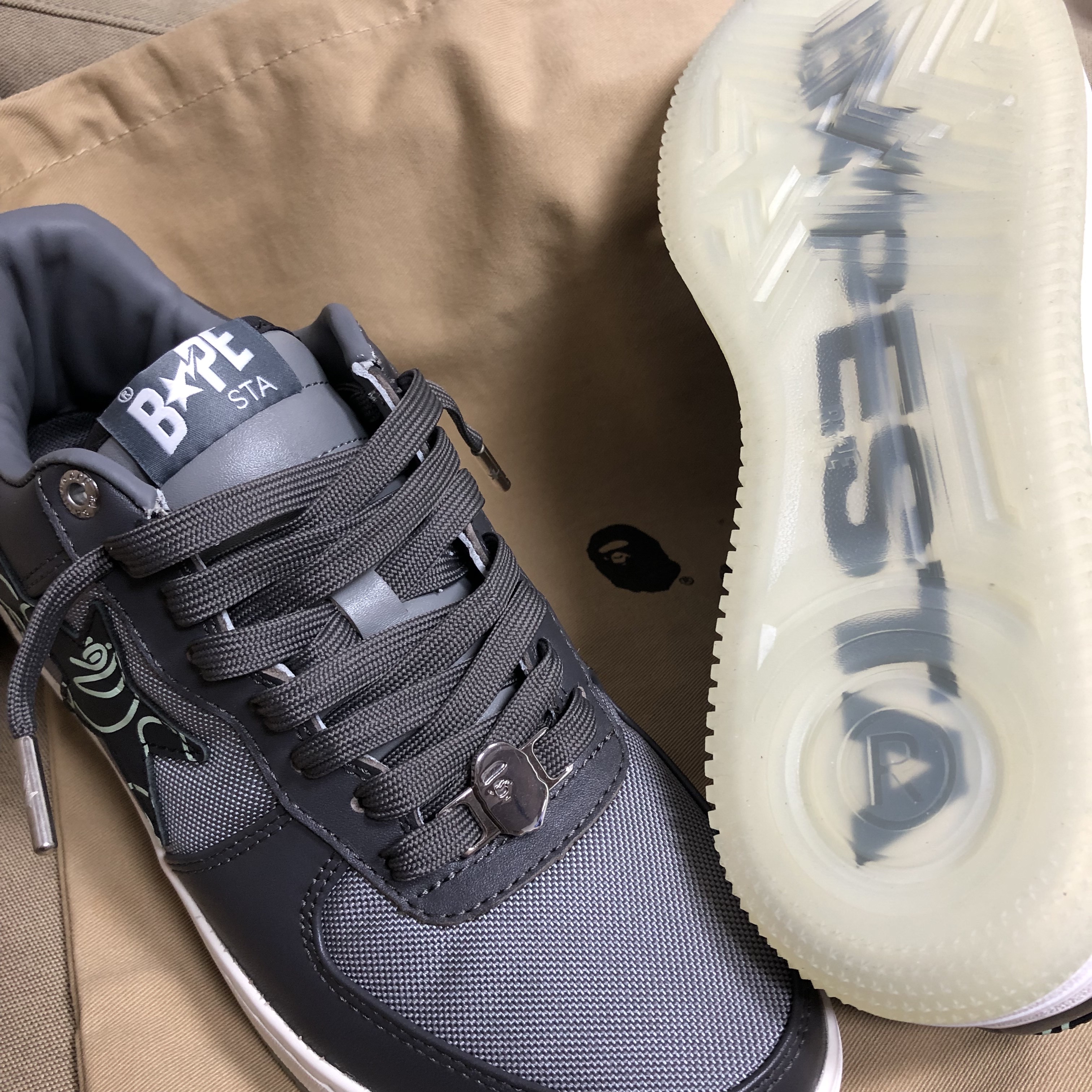 BAPE Bape Sta Low #1 Dark Grey 착용 스타일 - 4