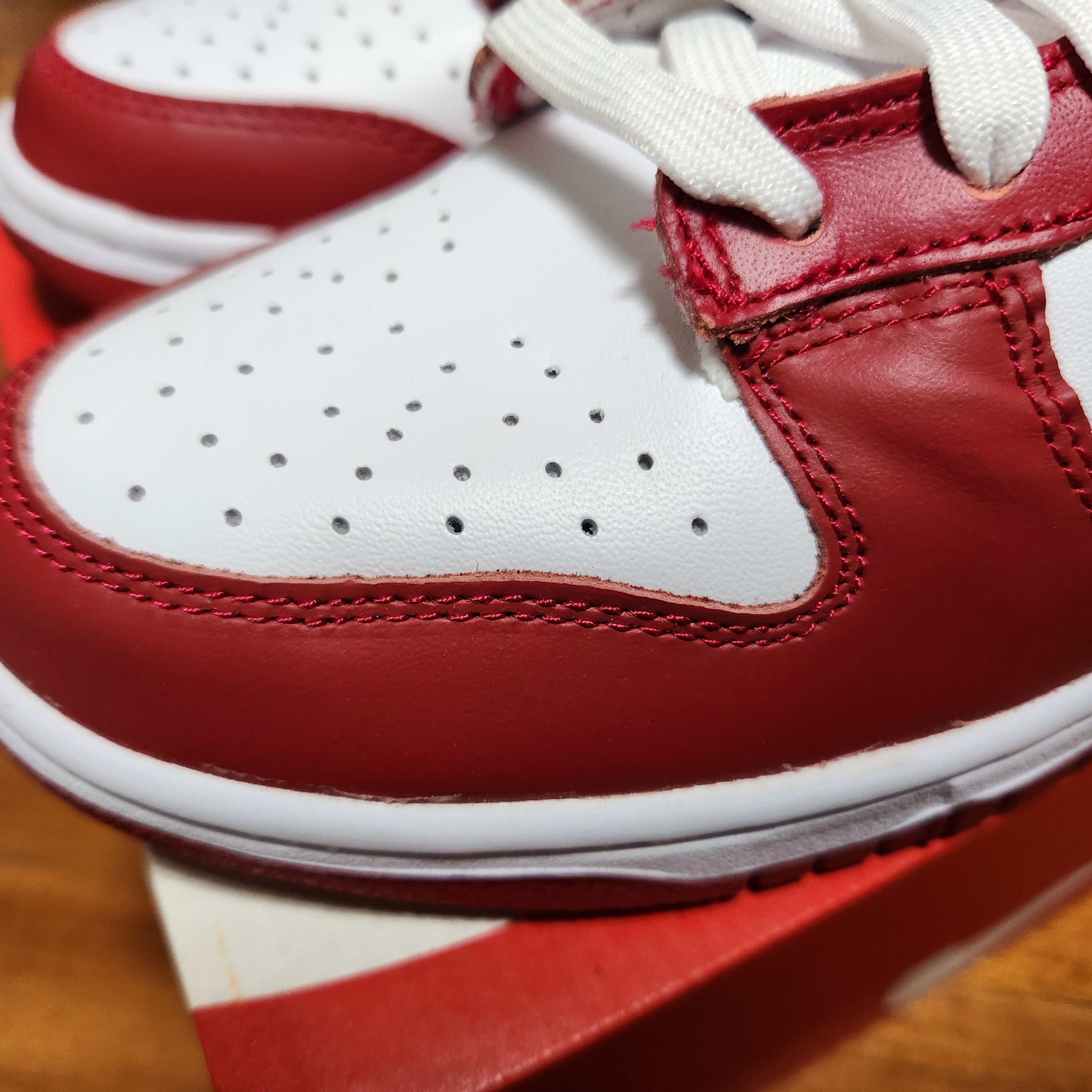 Nike Dunk Low Retro Gym Red 착용 스타일 - 5