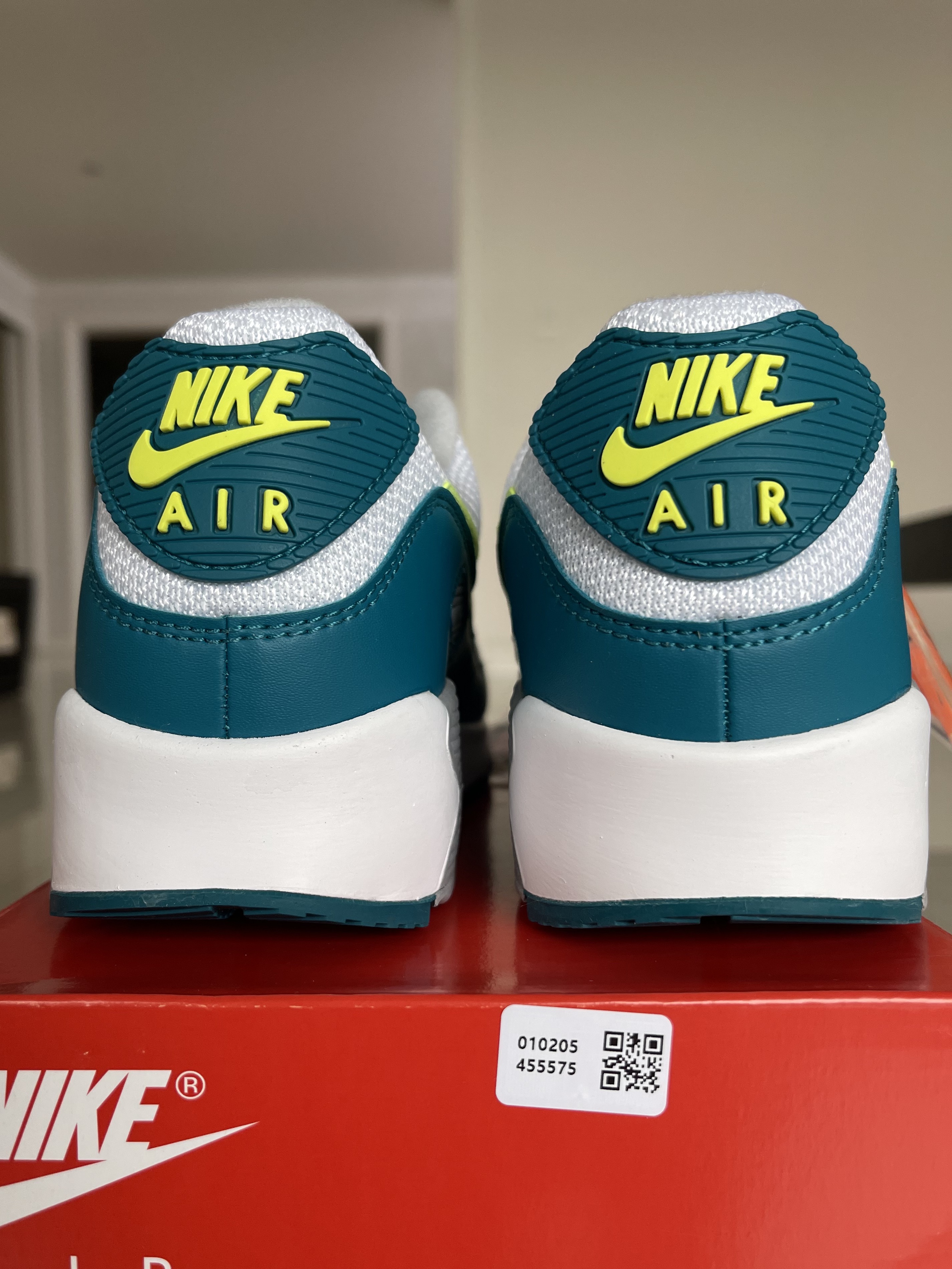 Nike Air Max 3 Spruce Lime 착용 스타일 - 3