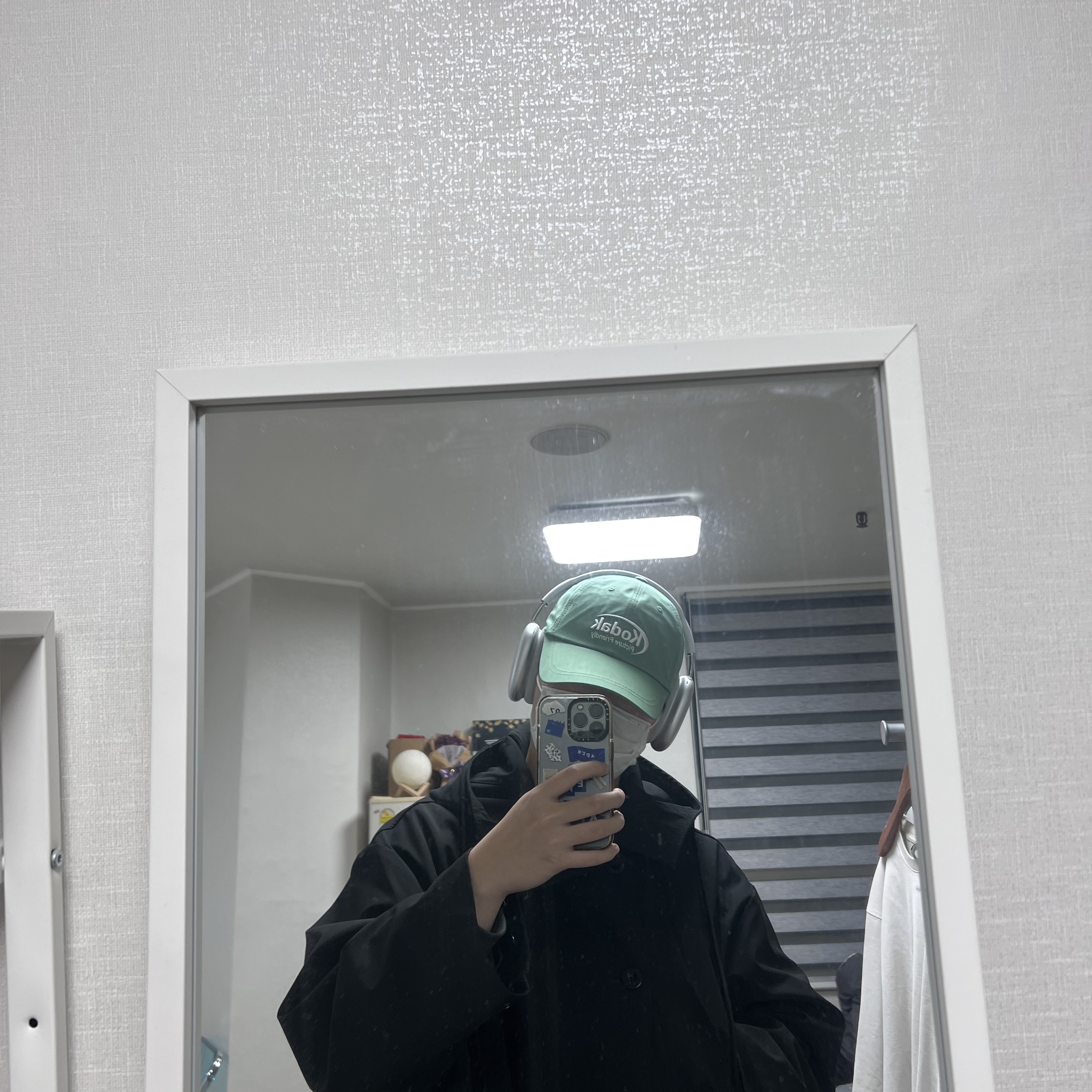 Apple AirPods Max Lightning Silver (Korean Ver.), Casetify x Ader Error Ader Sticker iPhone Case 착용 스타일