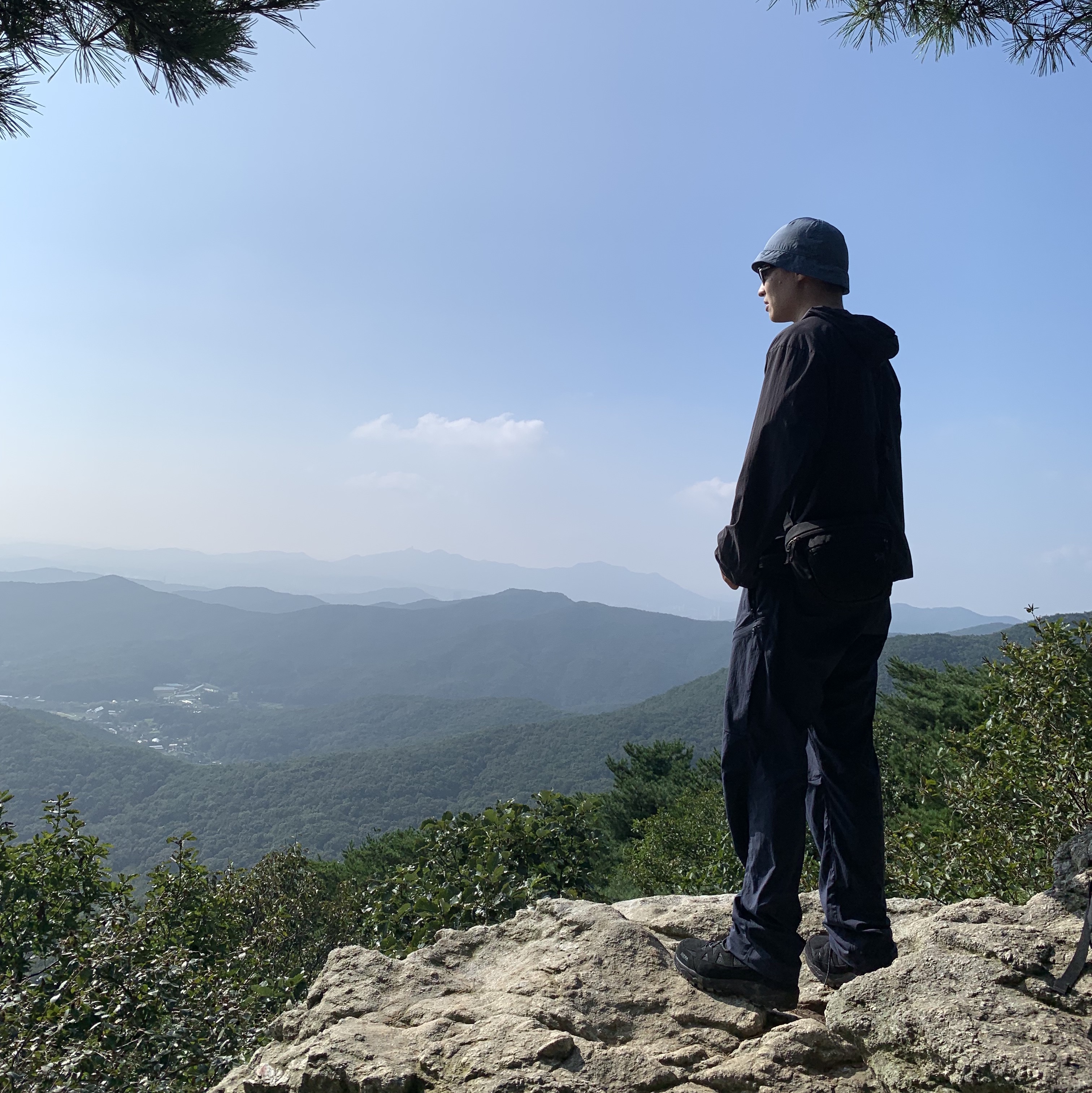 Arc'teryx Squamish Hoody Black 착용 스타일