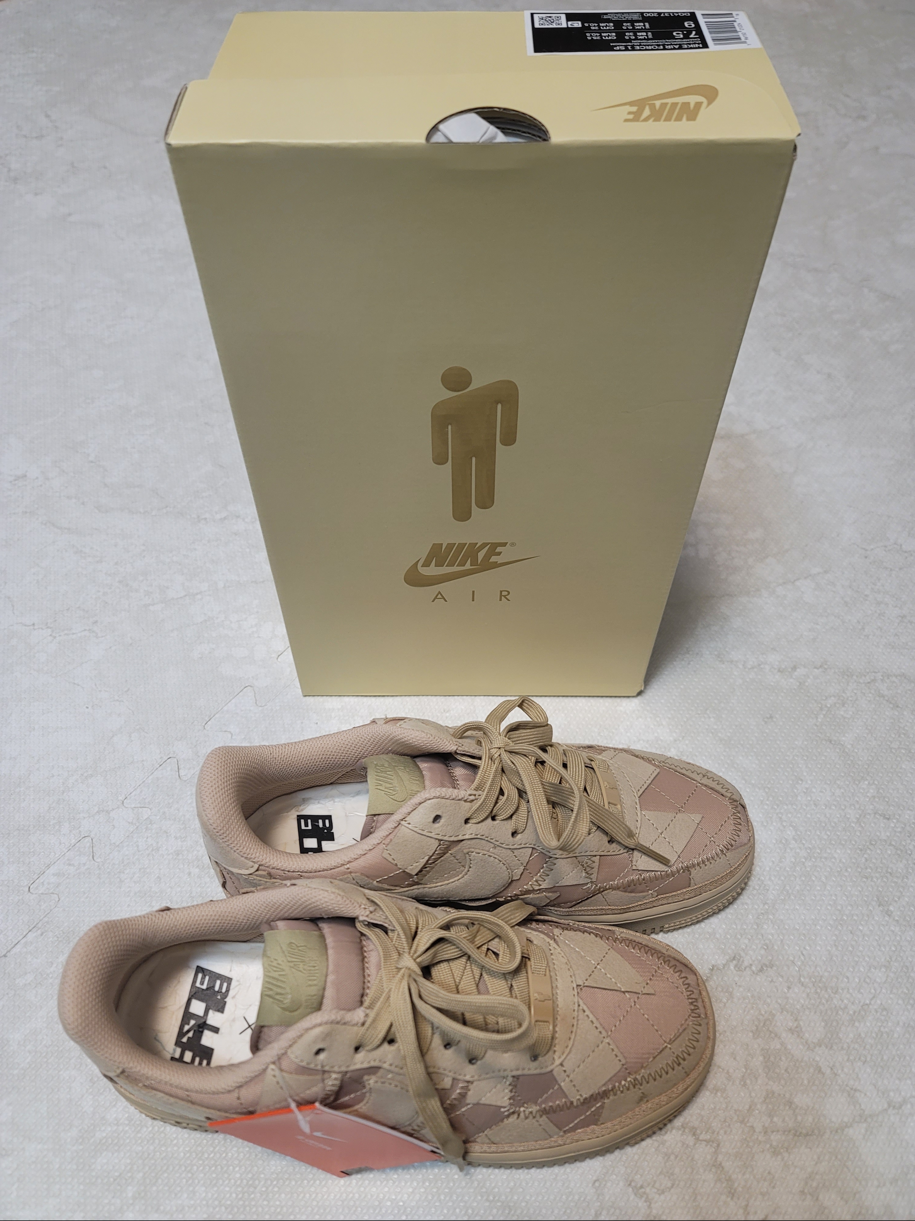 Nike x Billie Eilish Air Force 1 Low '07 SP Mushroom 착용 스타일