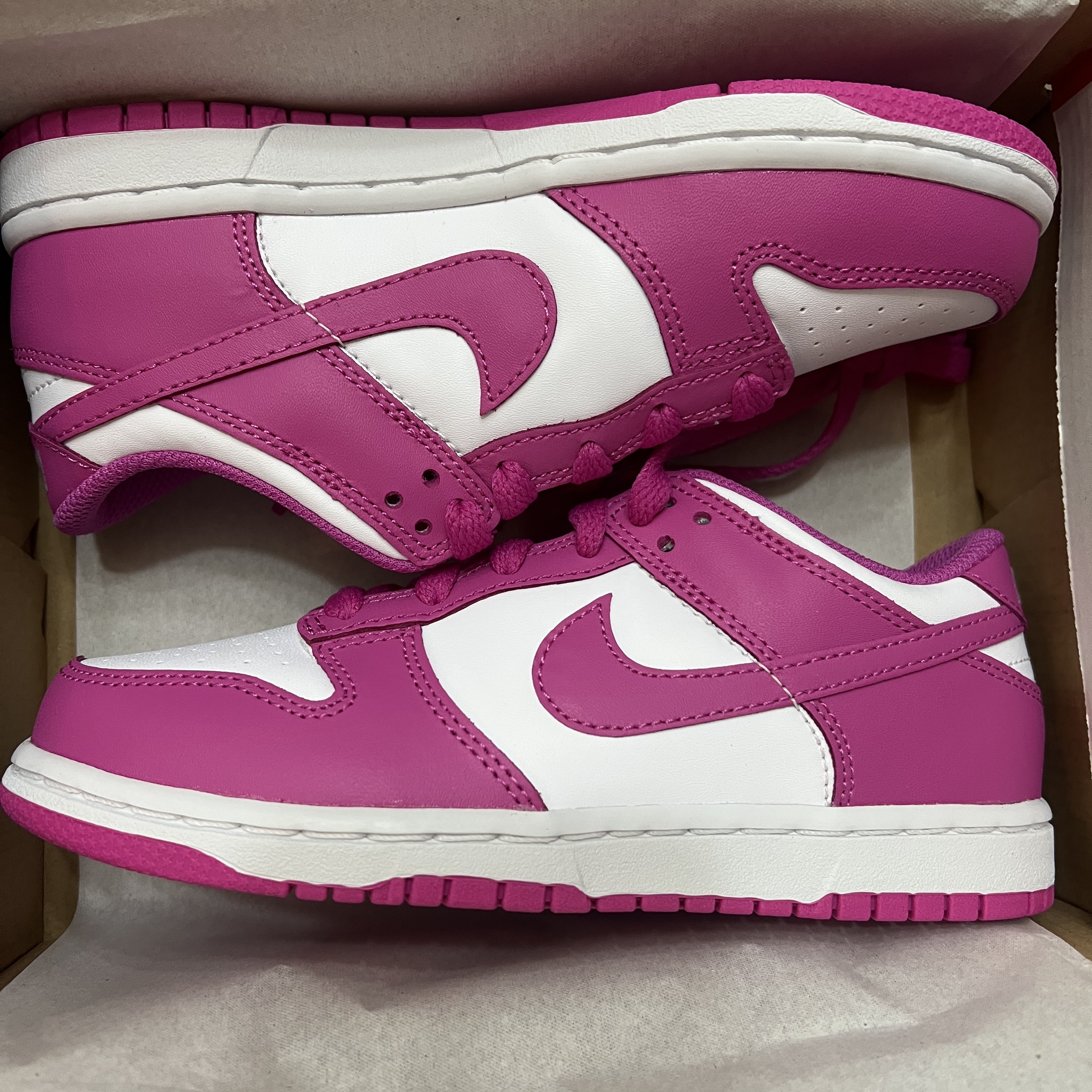 (PS) Nike Dunk Low White Active Fuchsia 착용 스타일