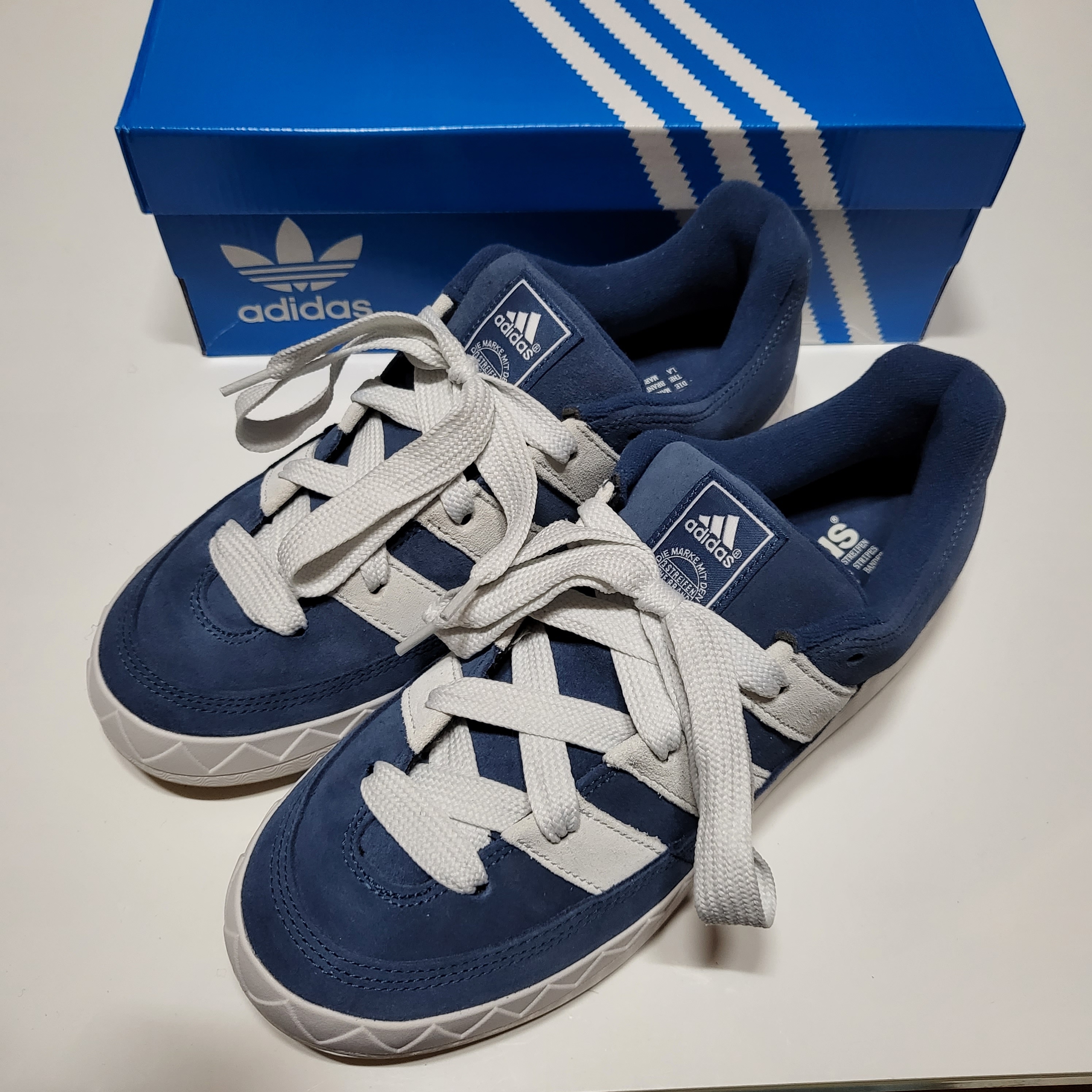 Adidas Adimatic Night Marin 착용 스타일 - 2