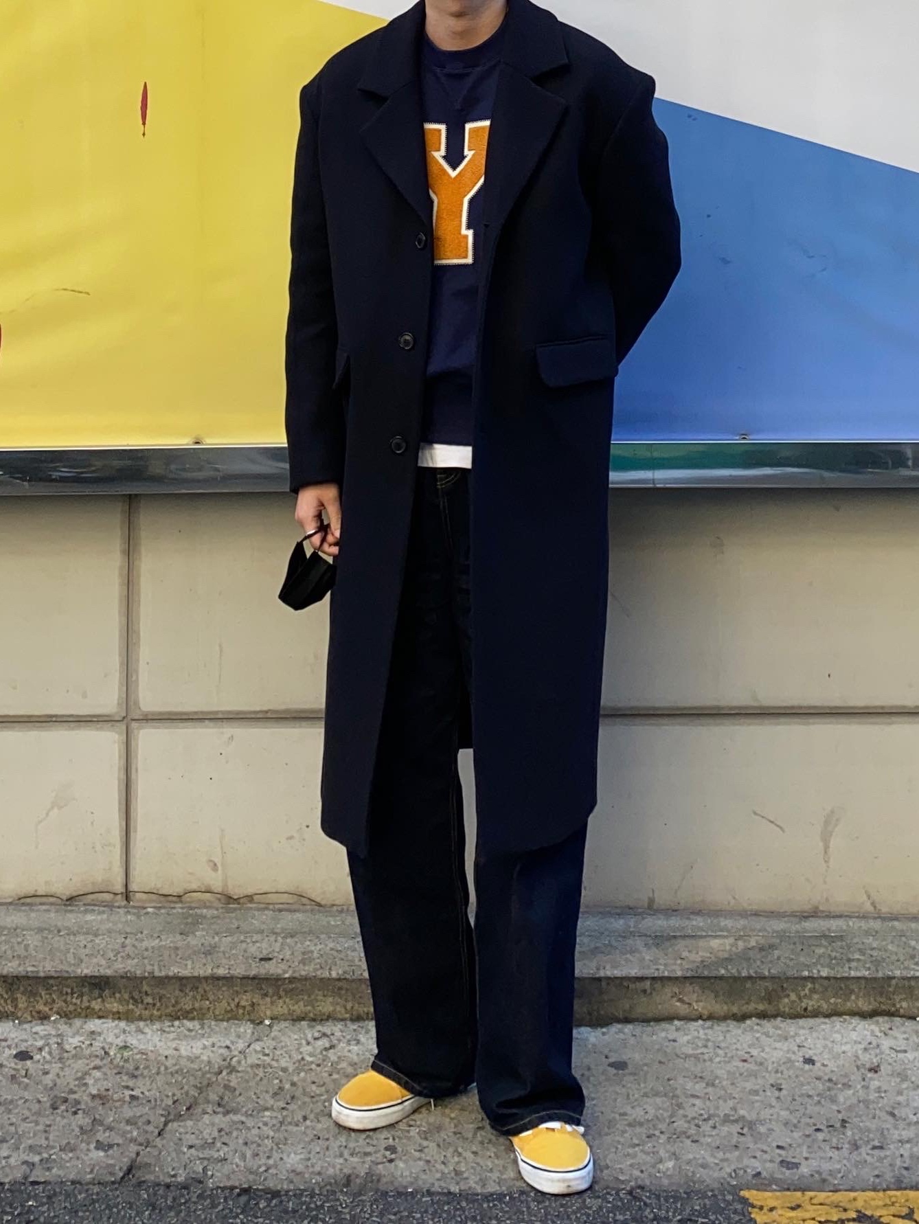 Zara x Ader Error Wool Blend Oversize Coat Black, Vans Old Skool Yellow 착용 스타일 - 2