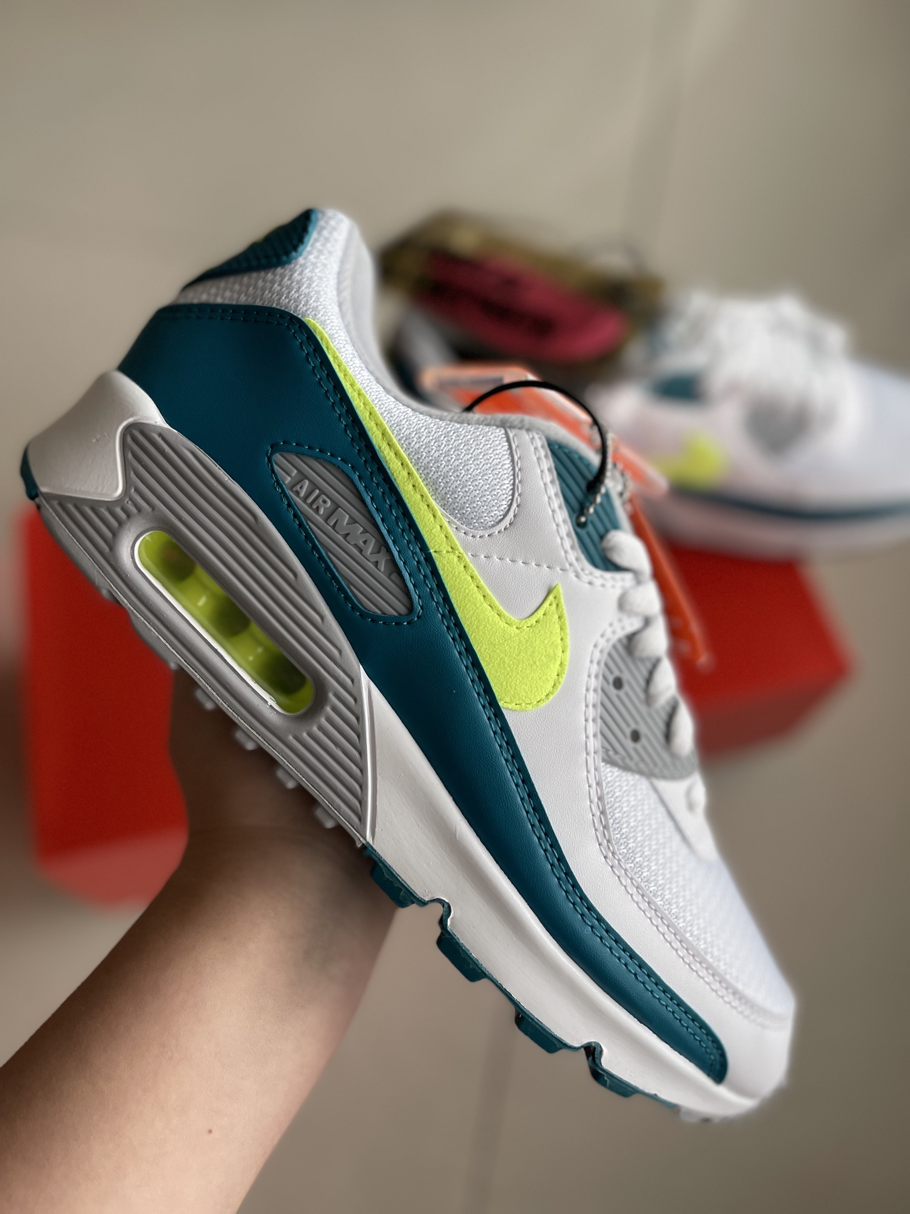 Nike Air Max 3 Spruce Lime 착용 스타일 - 2